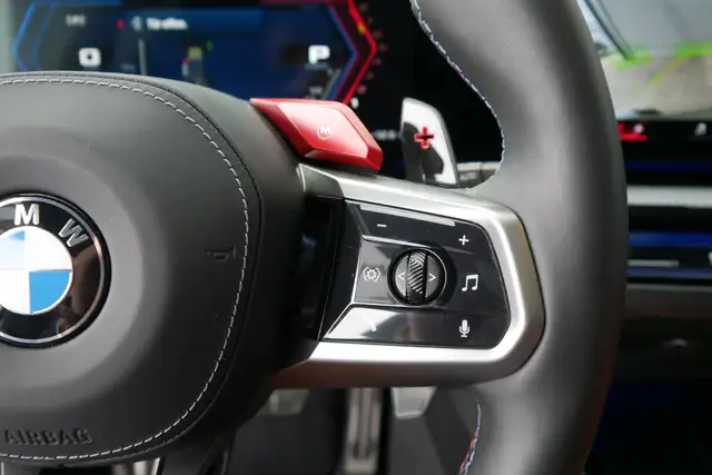 BMW M5 (verkauft) *Ultimate Package/Pano/AHK/B&W Sound/Keramik Bremse* Ansicht 22