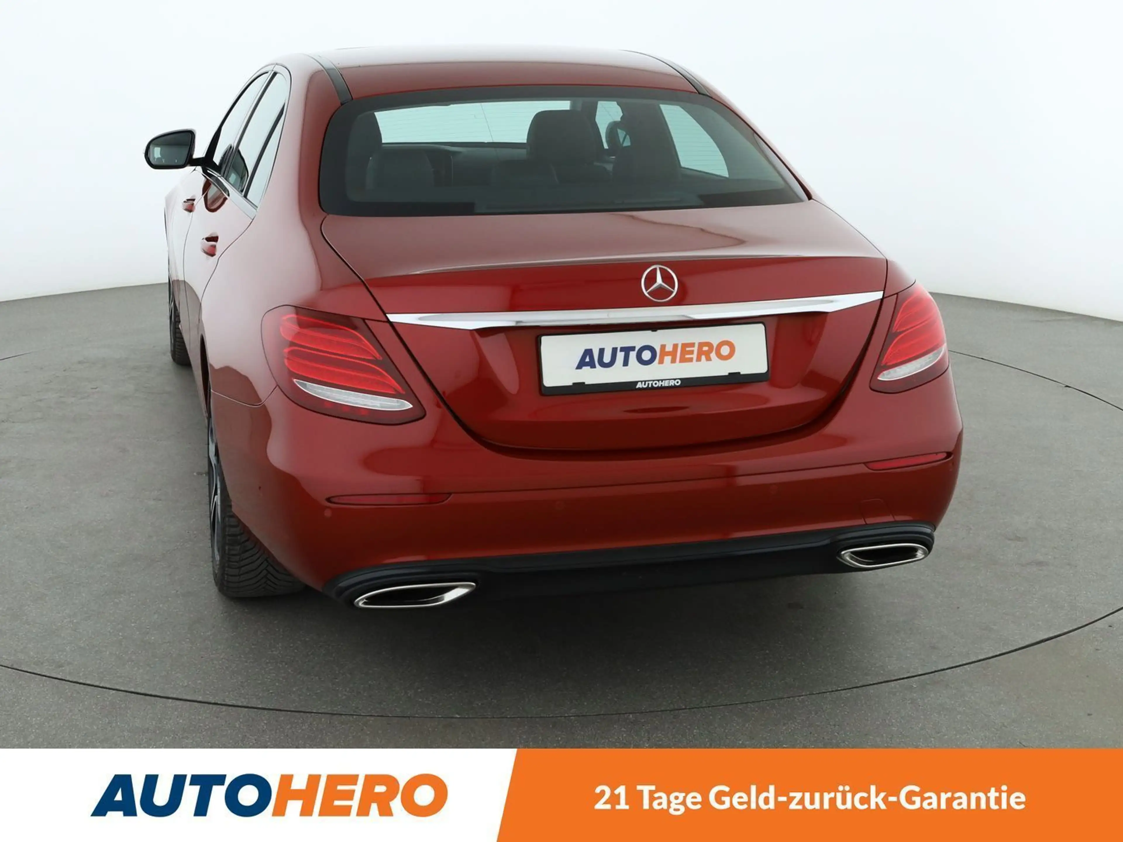 Mercedes-Benz E 250 Avantgarde Aut.*NAVI*LED*PDC* — photo 4