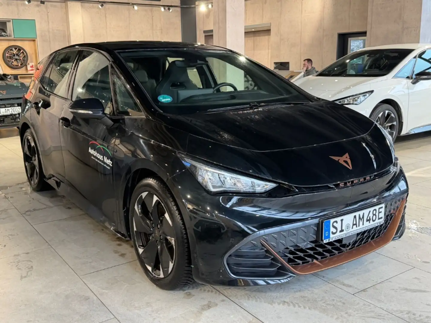 CUPRA Born Ganzjahresreifen / Winter Paket / Voll Led / Parks Schwarz - 2