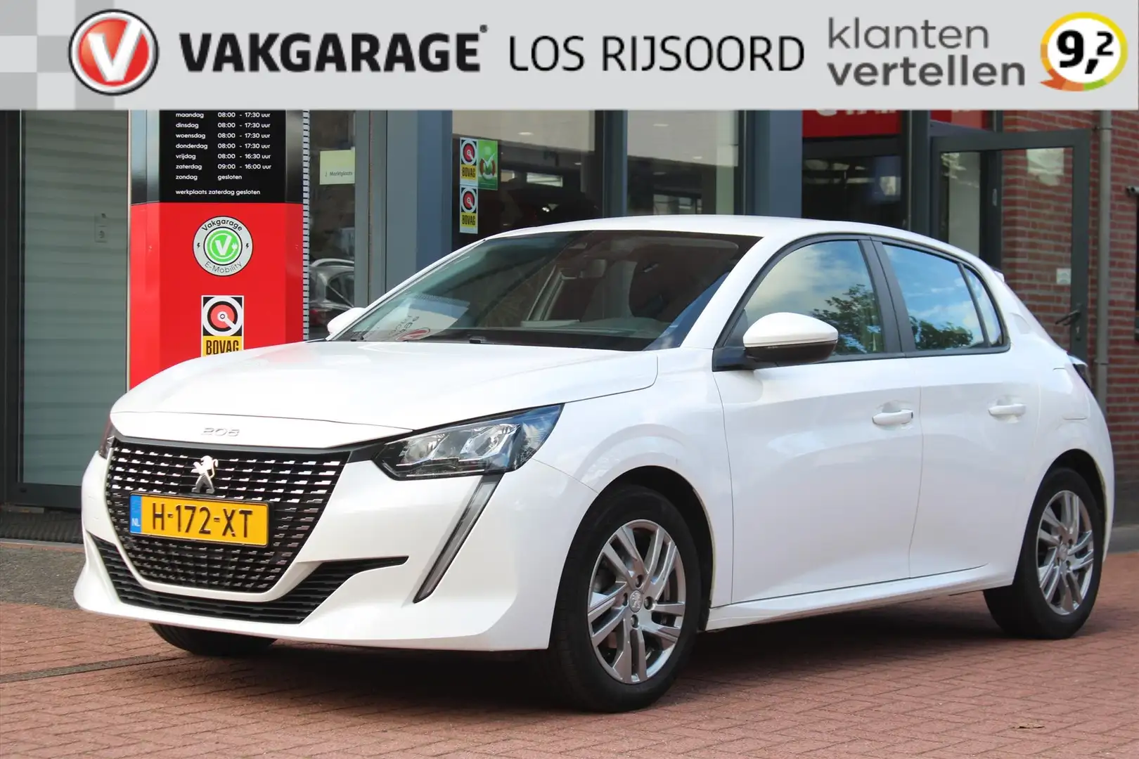 Peugeot 208 1.2 PureTech *Active* | Carplay | Navigatie | PDC Wit - 1