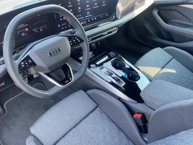 Audi A5 view 9