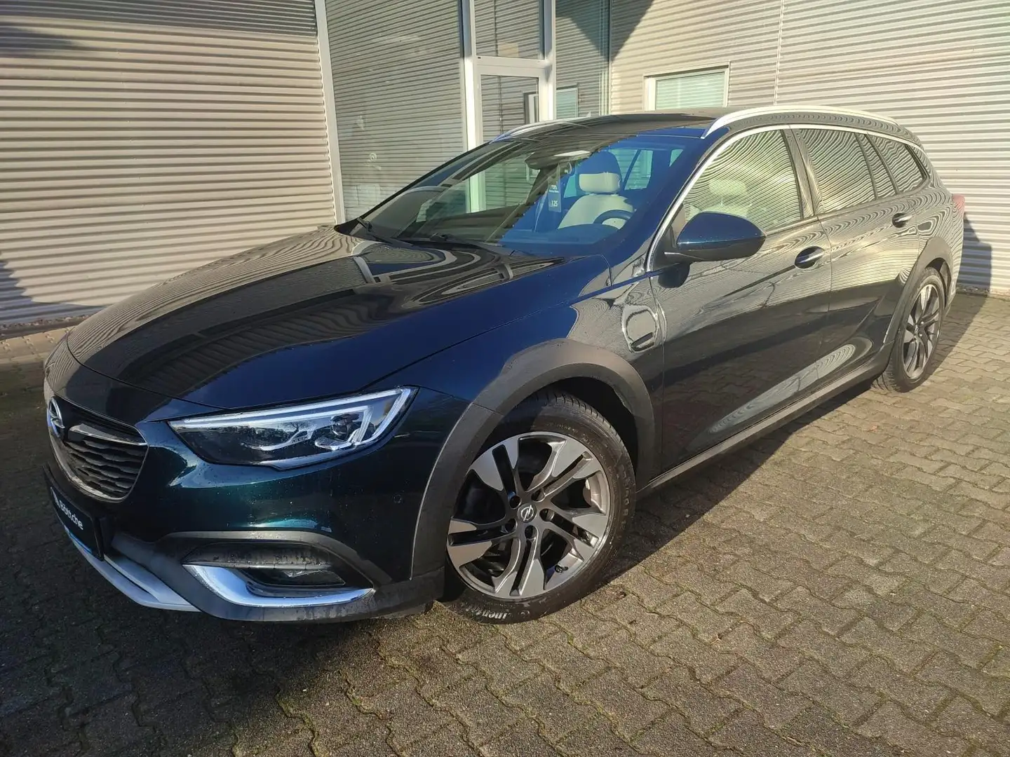 Opel Insignia 2.0 Sportstourer Navi/PDC/Winterpaket Groen - 2