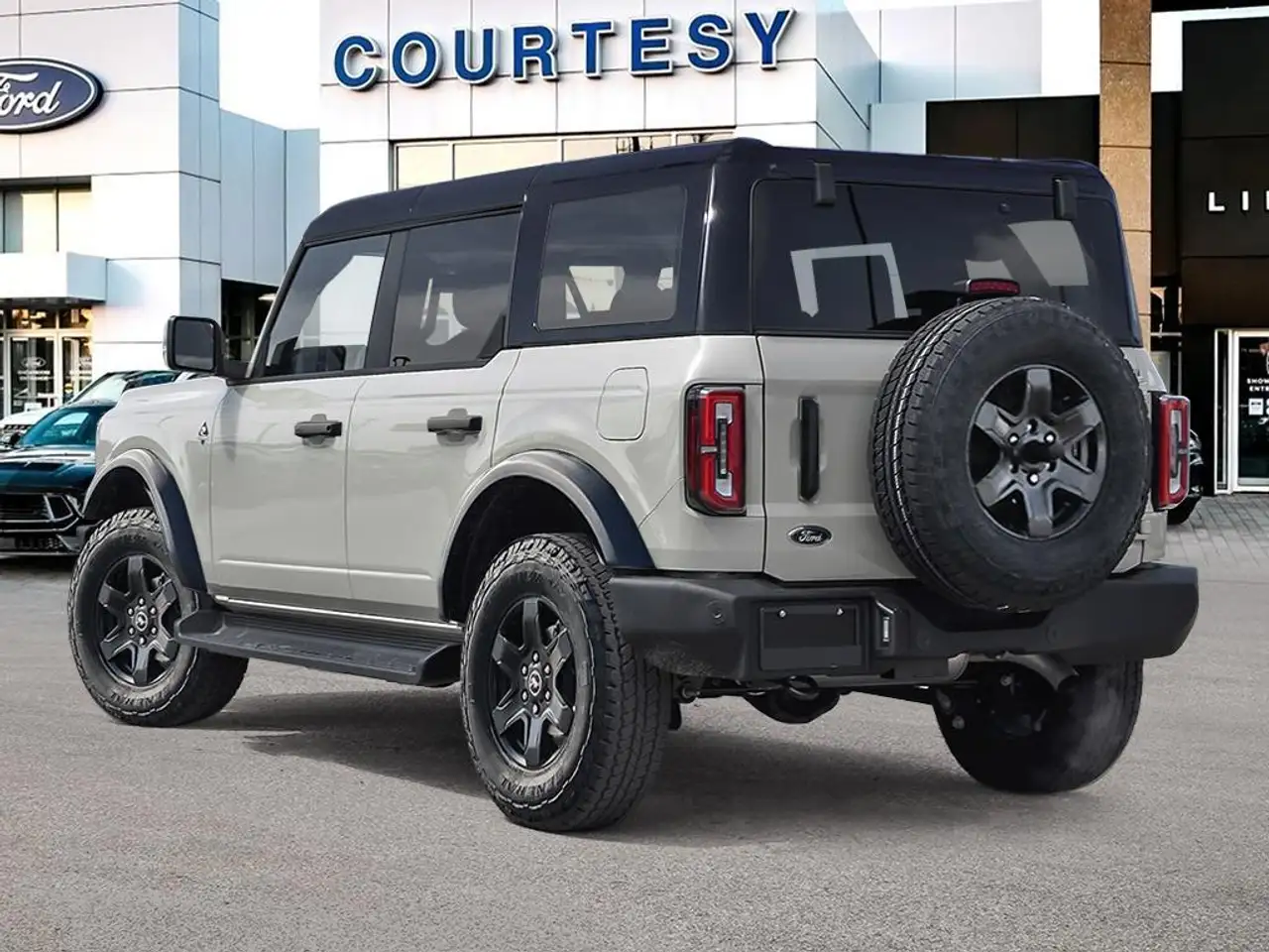 Ford Bronco снимка Ford Bronco