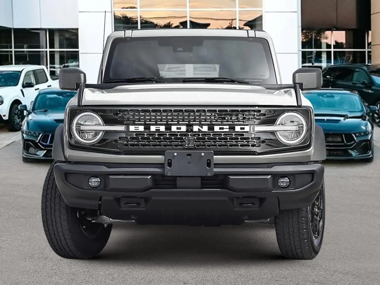 Ford Bronco снимка Ford Bronco