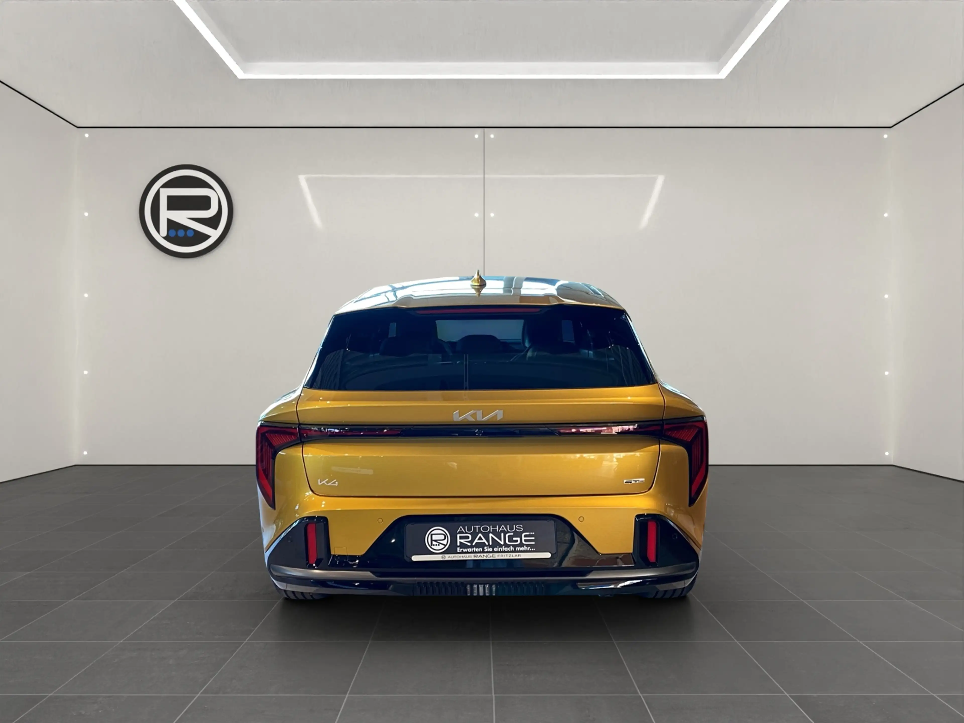 Kia K4 1.6 T-GDI GT-Line — photo 8