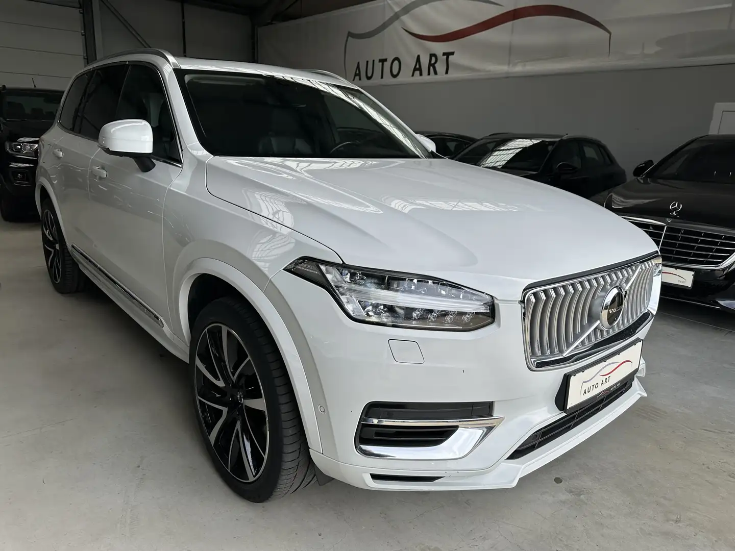 Volvo XC90 Inscription Expression T8 AWD STHZ Pano DAB Weiß - 1