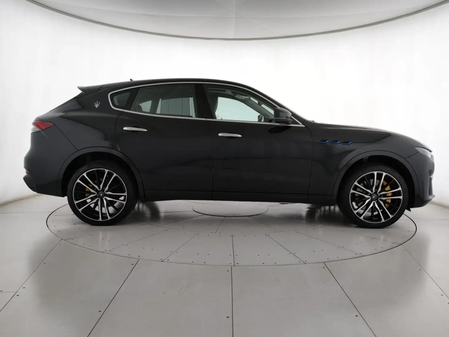 Maserati Levante Levante 2.0 mhev GT 330cv auto Černá - 2