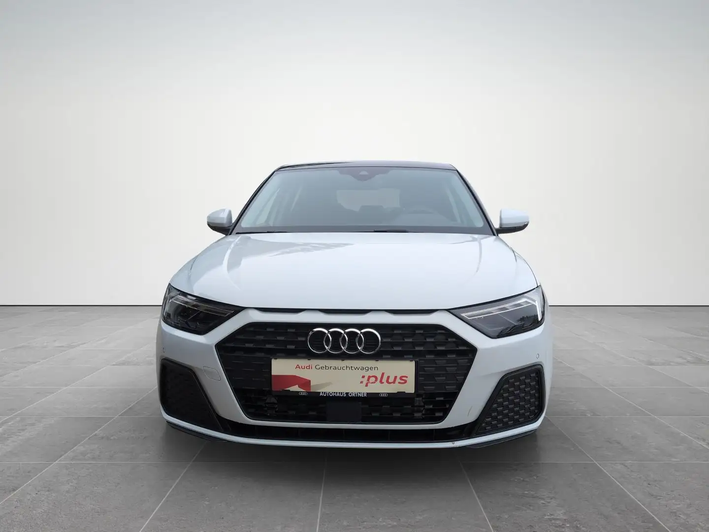 Audi A1 30 TFSI intense Weiß - 2