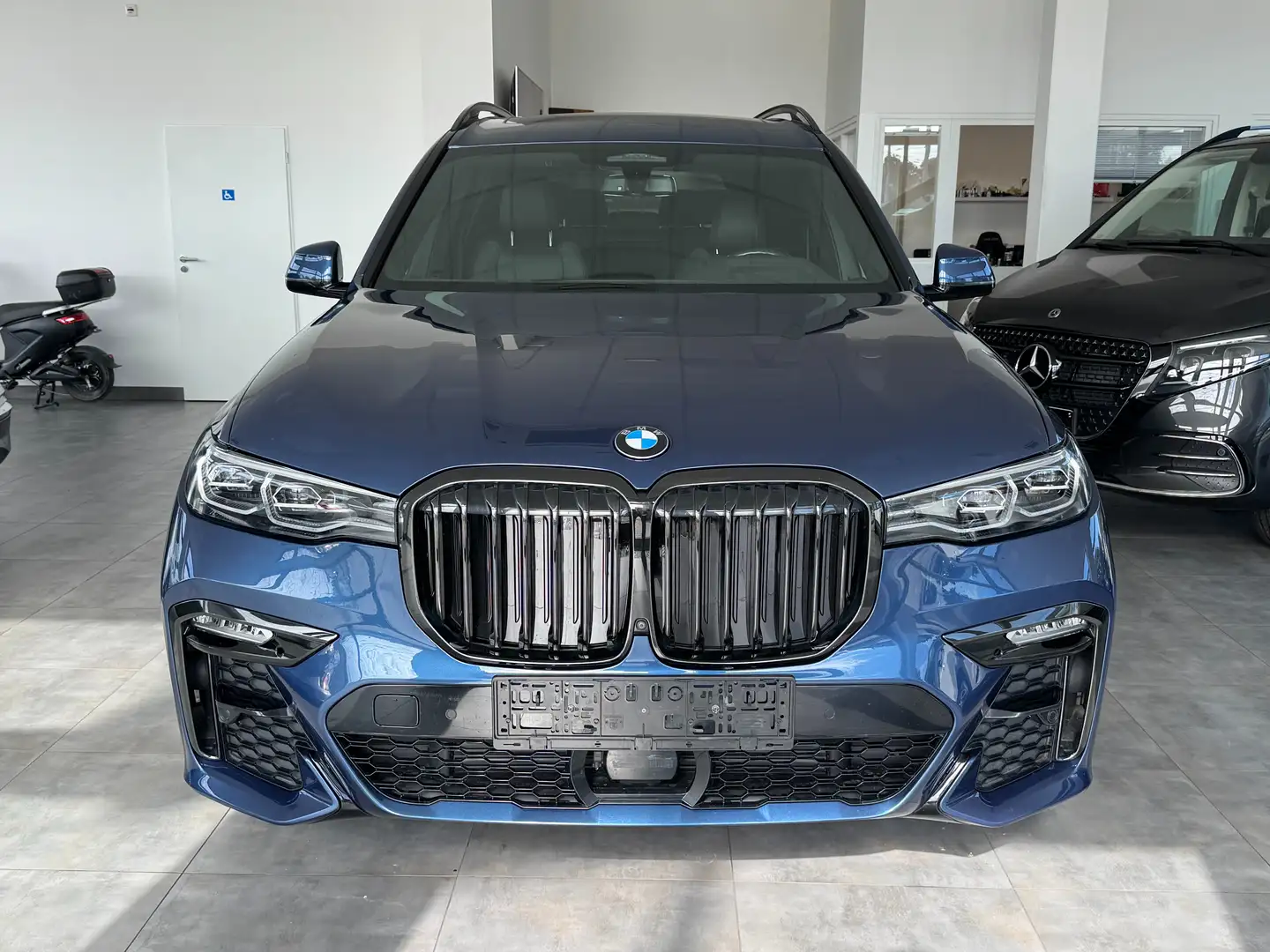 BMW X7 X7 xDrive40i M-Paket*PANO*HUD*ACC*360°*AHK*AIR* Azul - 2