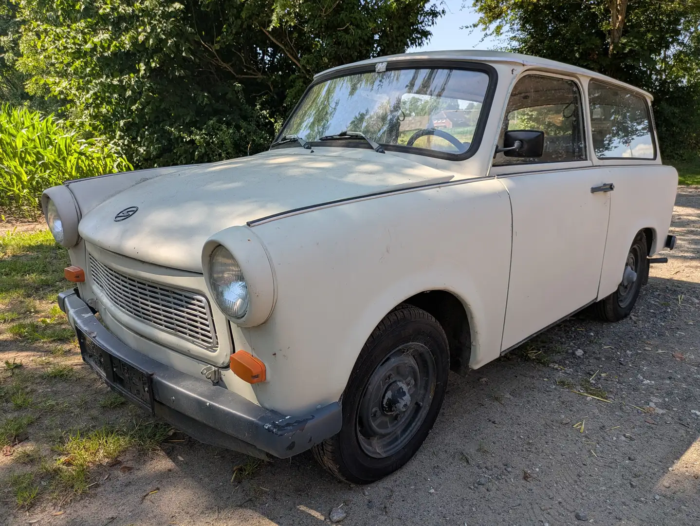 Trabant P601 Beige - 1