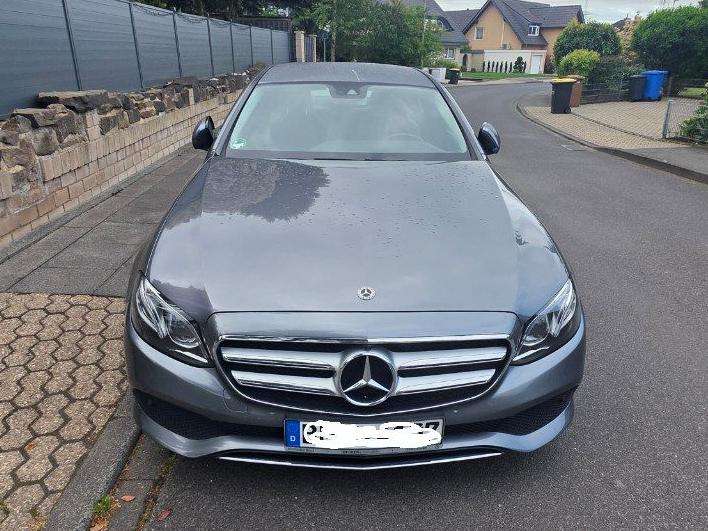 Second hand Mercedes Benz E-Class 200