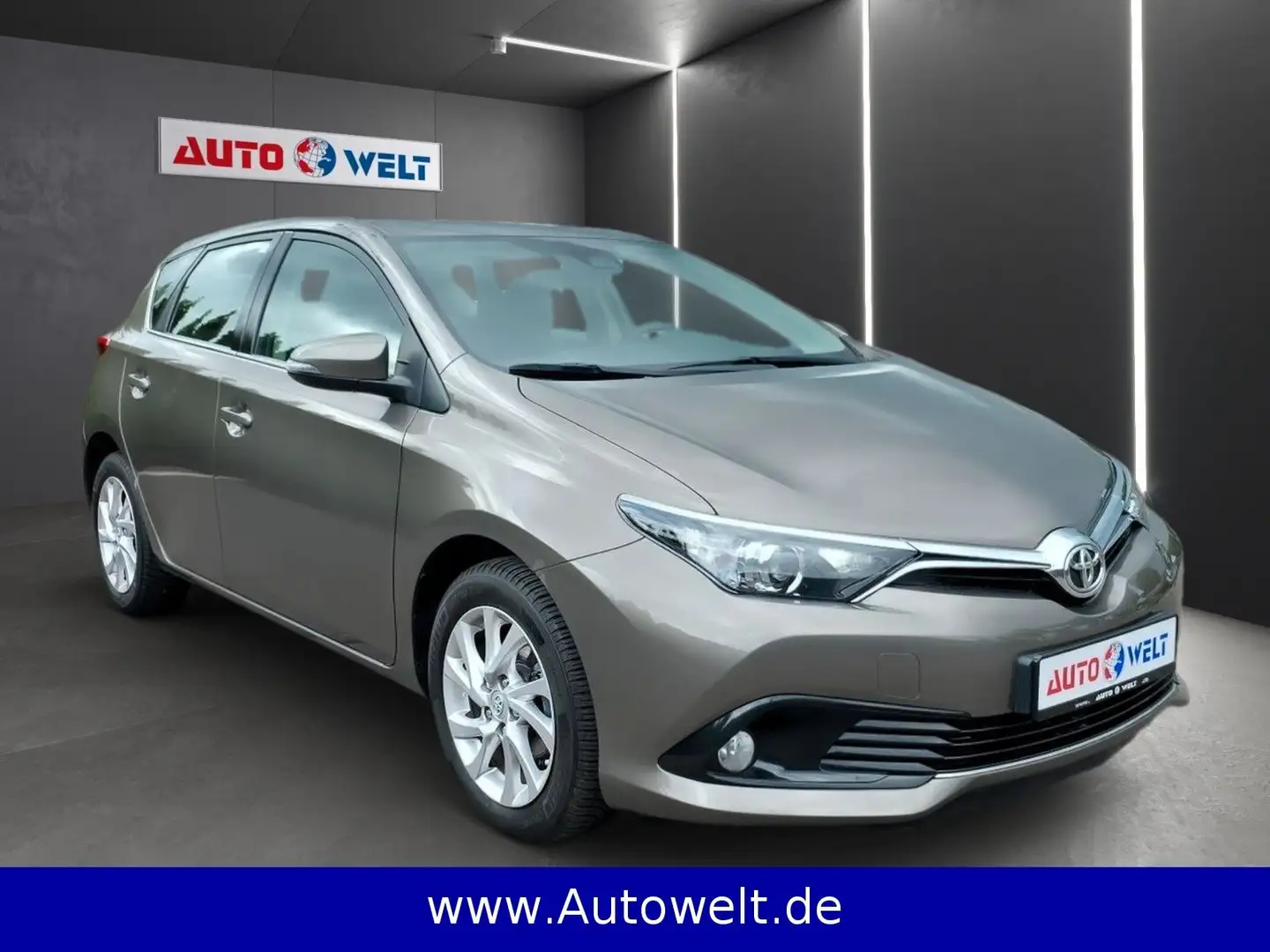 Toyota Auris 1.2 T Klimaautomatik Spurhalte Kamera Gris - 2