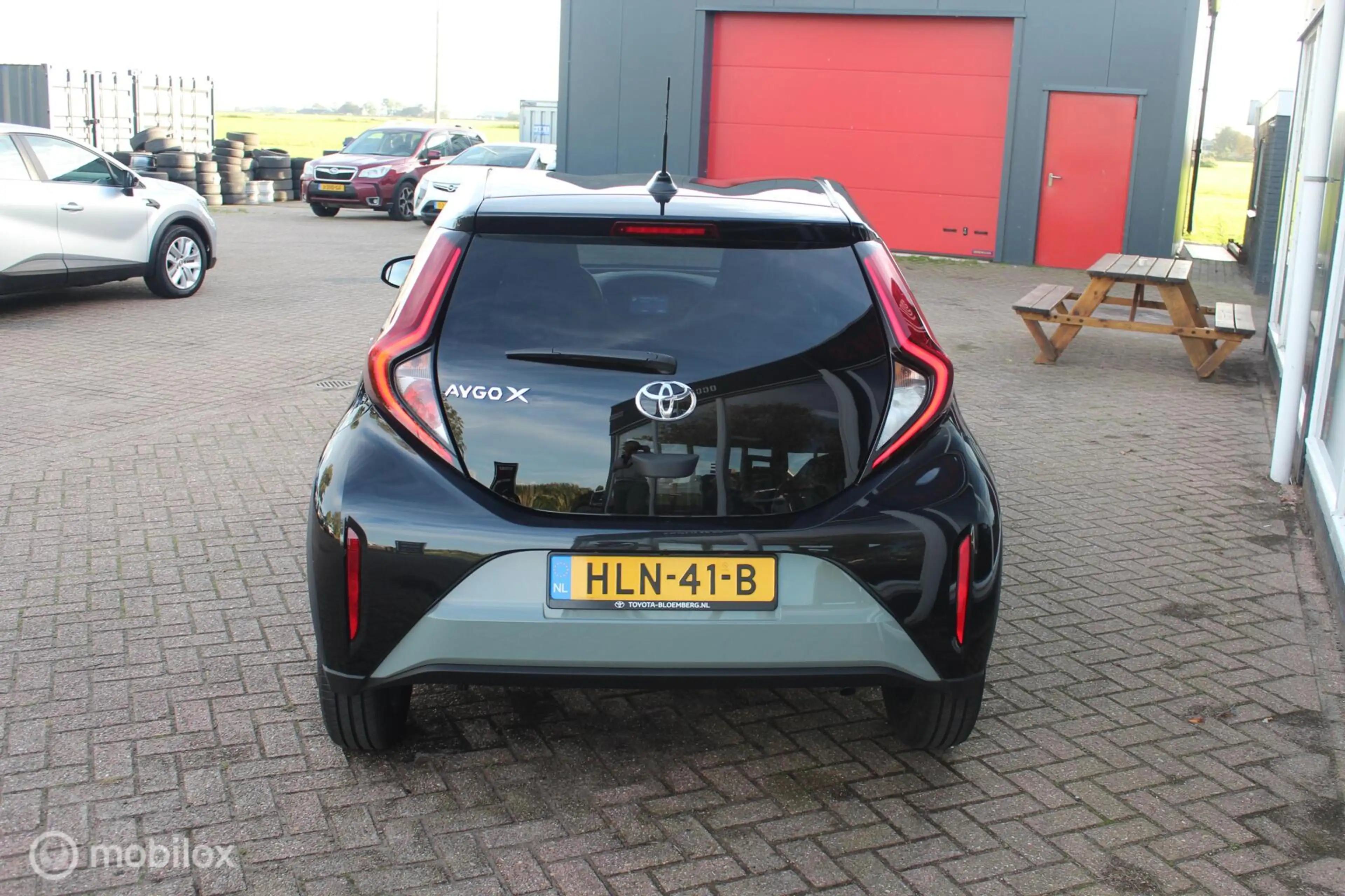 Toyota Aygo X 1.0 VVT-i MT Pulse ECC/Adaptive-Cruise/Camera/17In — photo 8