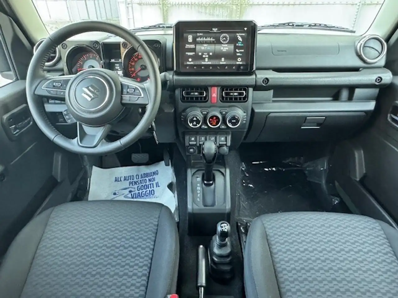 Suzuki Jimny 2025 — фото 12