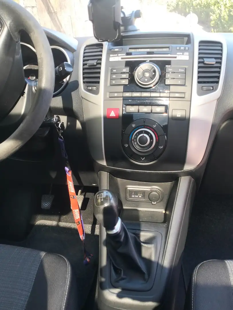 Kia Venga Venga1.4 cvvt Cool c/t.panoramico,r.vel. s/navi Чёрный - 1