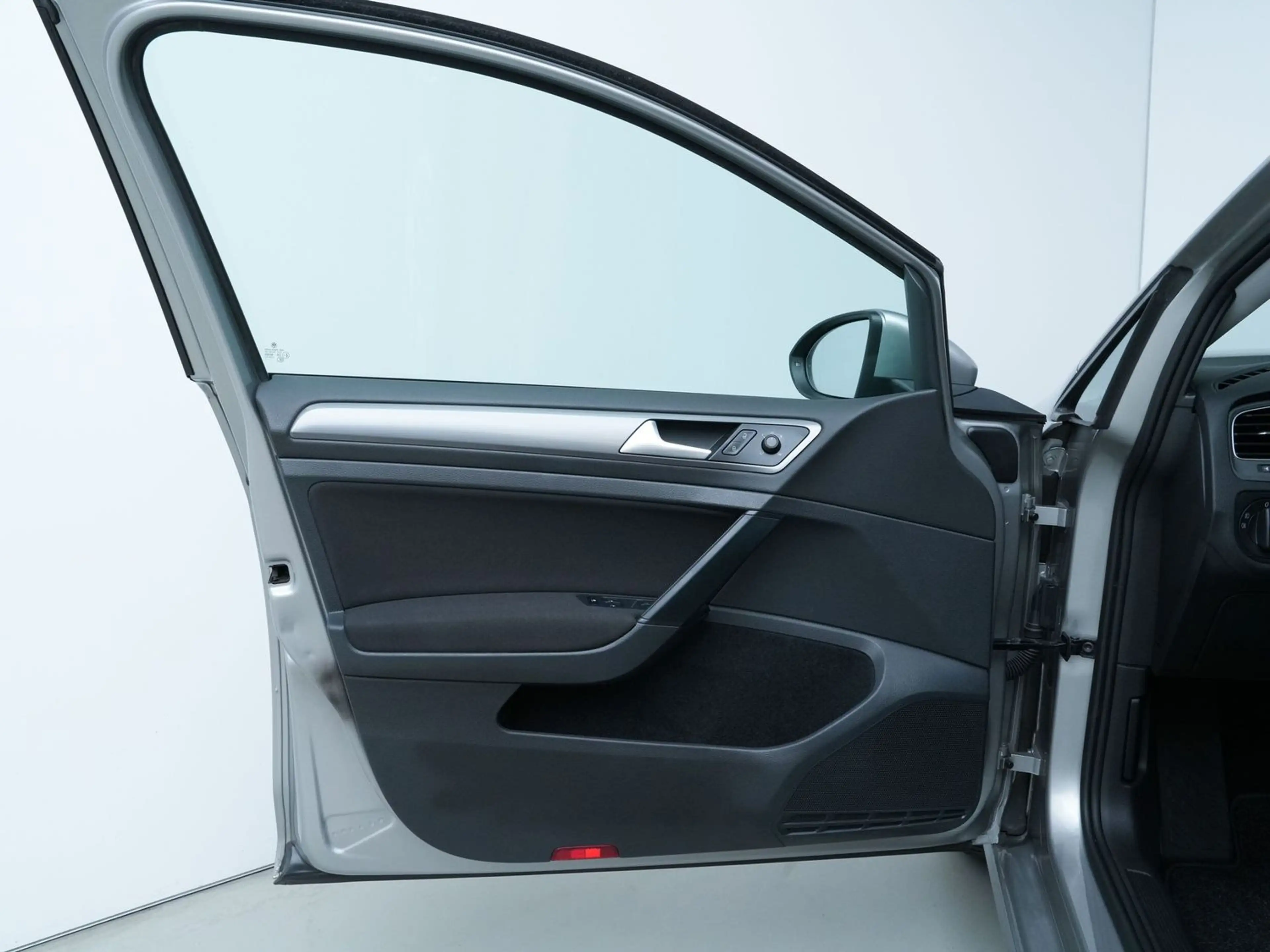 Volkswagen Golf Variant VII — photo 11
