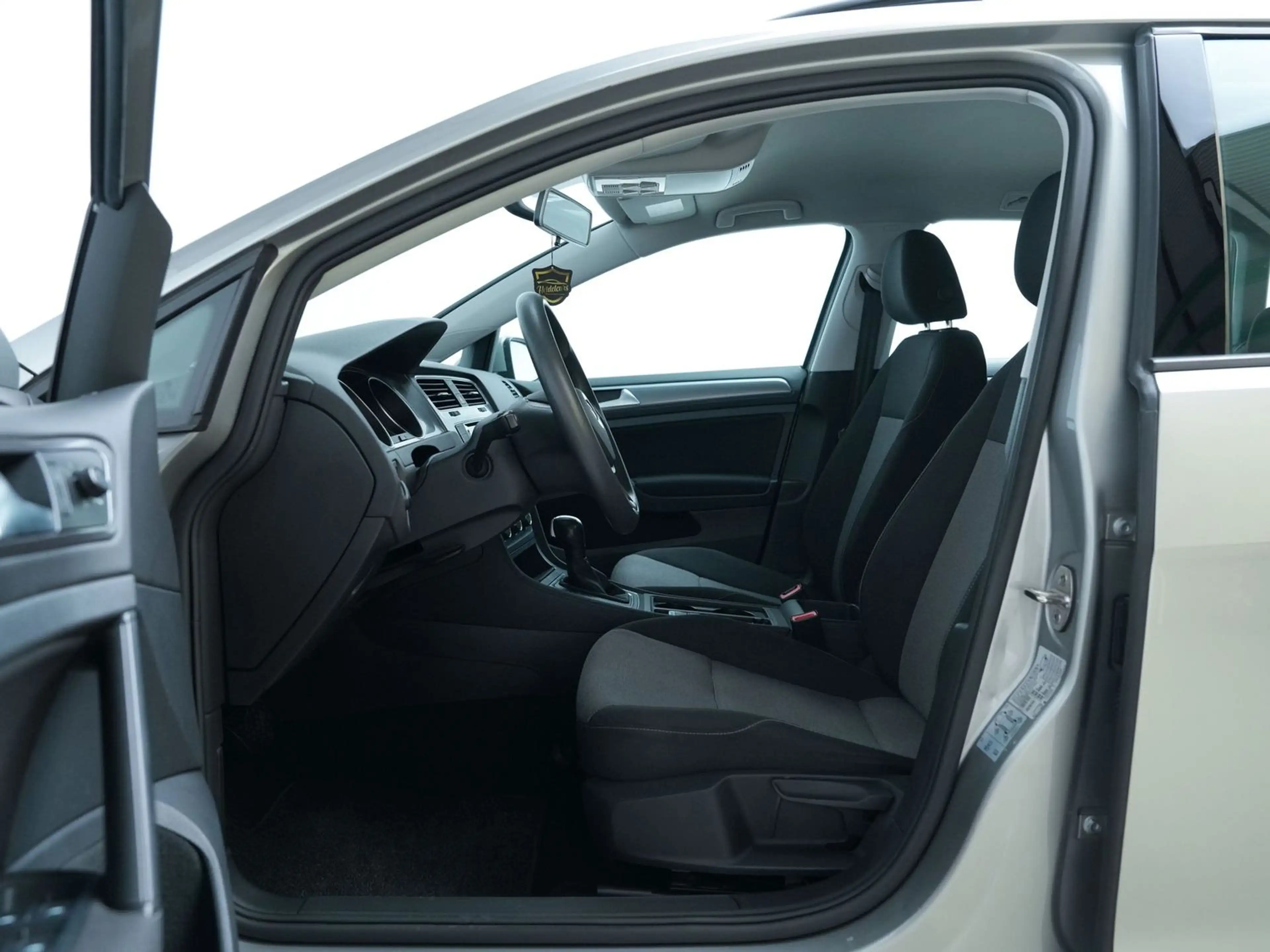 Volkswagen Golf Variant VII — photo 8