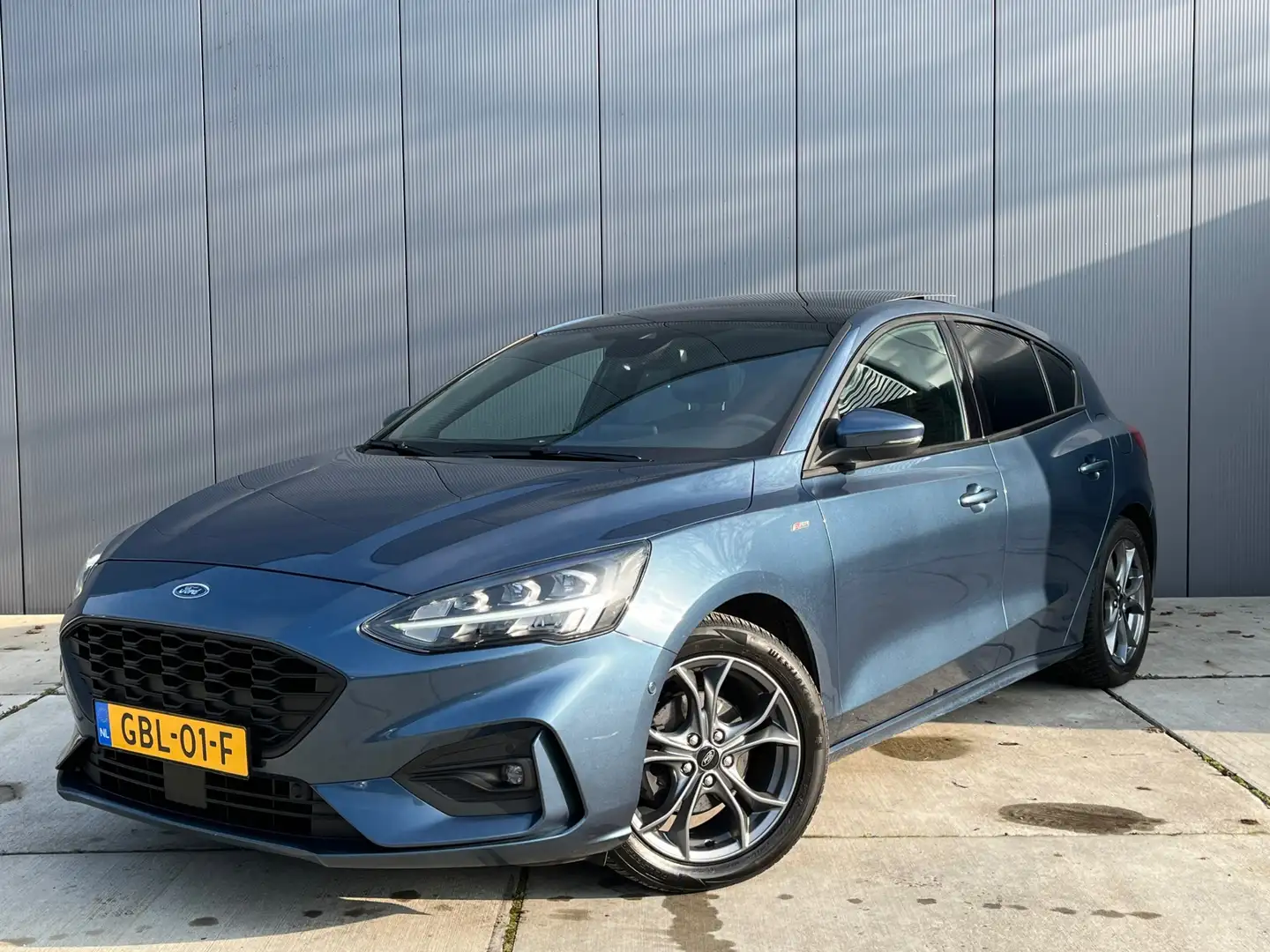 Ford Focus 1.0 EcoBoost ST Line AUT / Panoramadak / Winterpak Blauw - 1