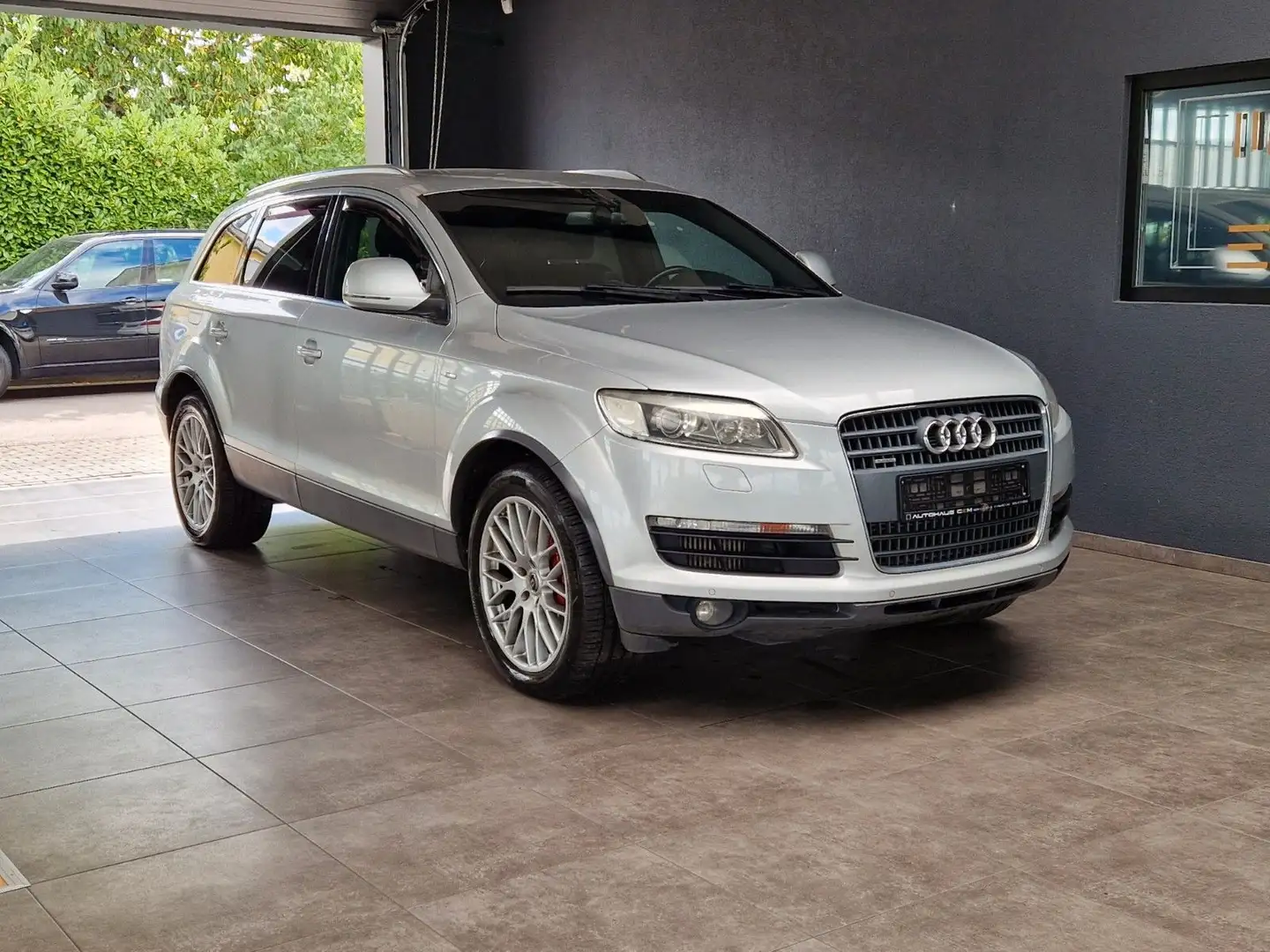 Audi Q7 4.2TDI V8 quattro*7-Sitzer*Kamera*Navi* Silber - 1