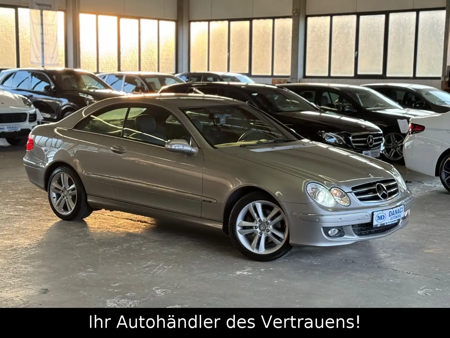 Mercedes-Benz CLK 200 Kompressor*Xenon*Navi*AHK*Standheizung Silber - 1