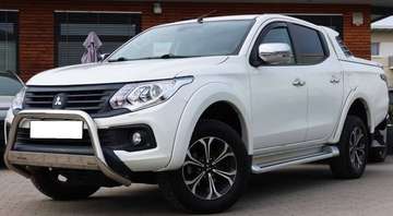 Fullback 2.4 doppia cabina LX 4wd 180cv auto E6
