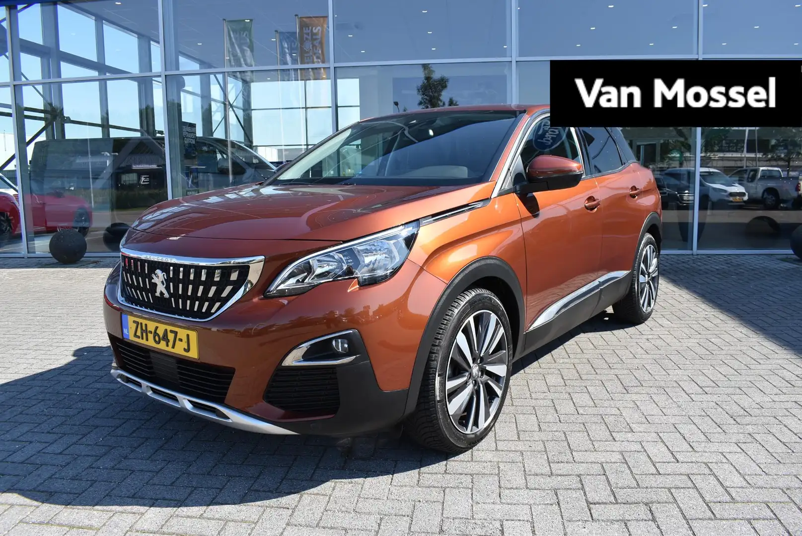 Peugeot 3008 1.2 PureTech Allure Trekhaak | Navigatie | Cruise Brun - 1