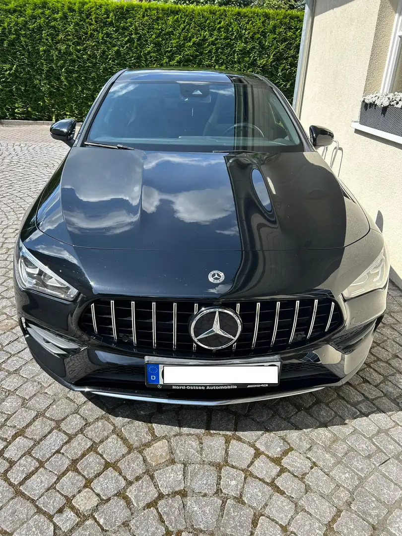 Mercedes-Benz CLA 180 CLA 180 7G-DCT AMG Line Schwarz - 1