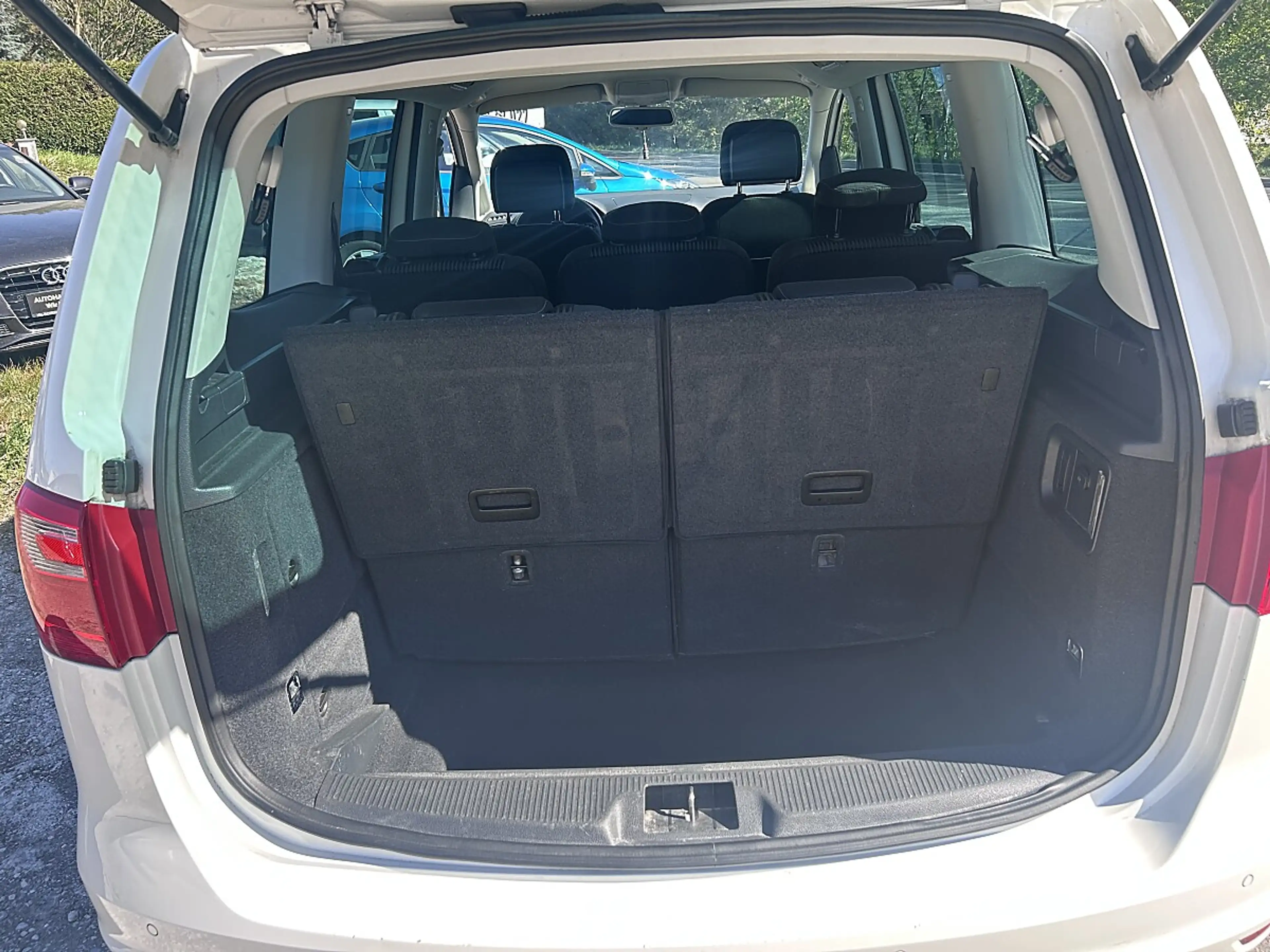 SEAT Alhambra Style 2,0 TDI CR 4WD DPF — photo 14
