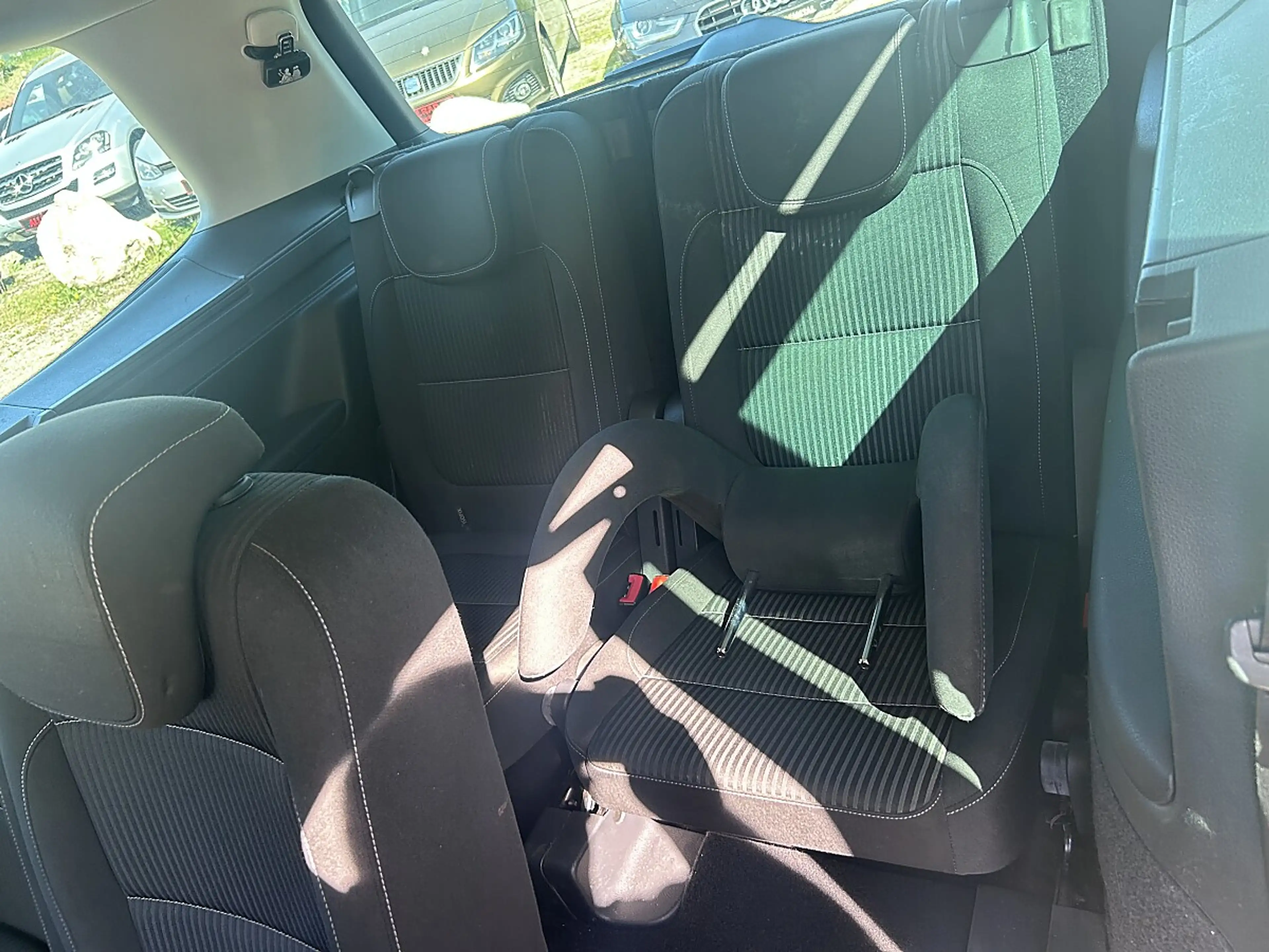 SEAT Alhambra Style 2,0 TDI CR 4WD DPF — photo 12