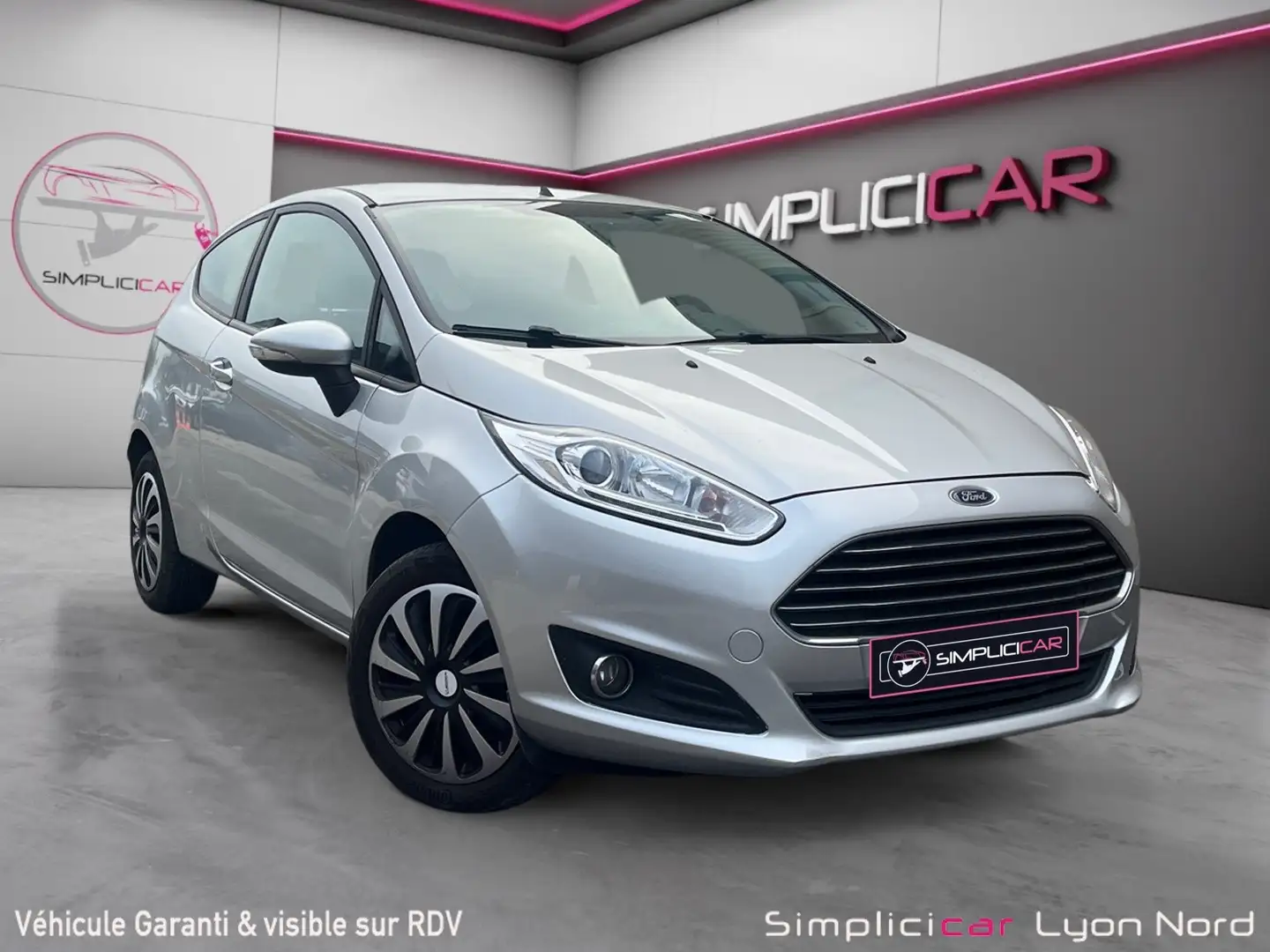 Ford Fiesta Fiesta 1.25 60 Edition Gris - 1