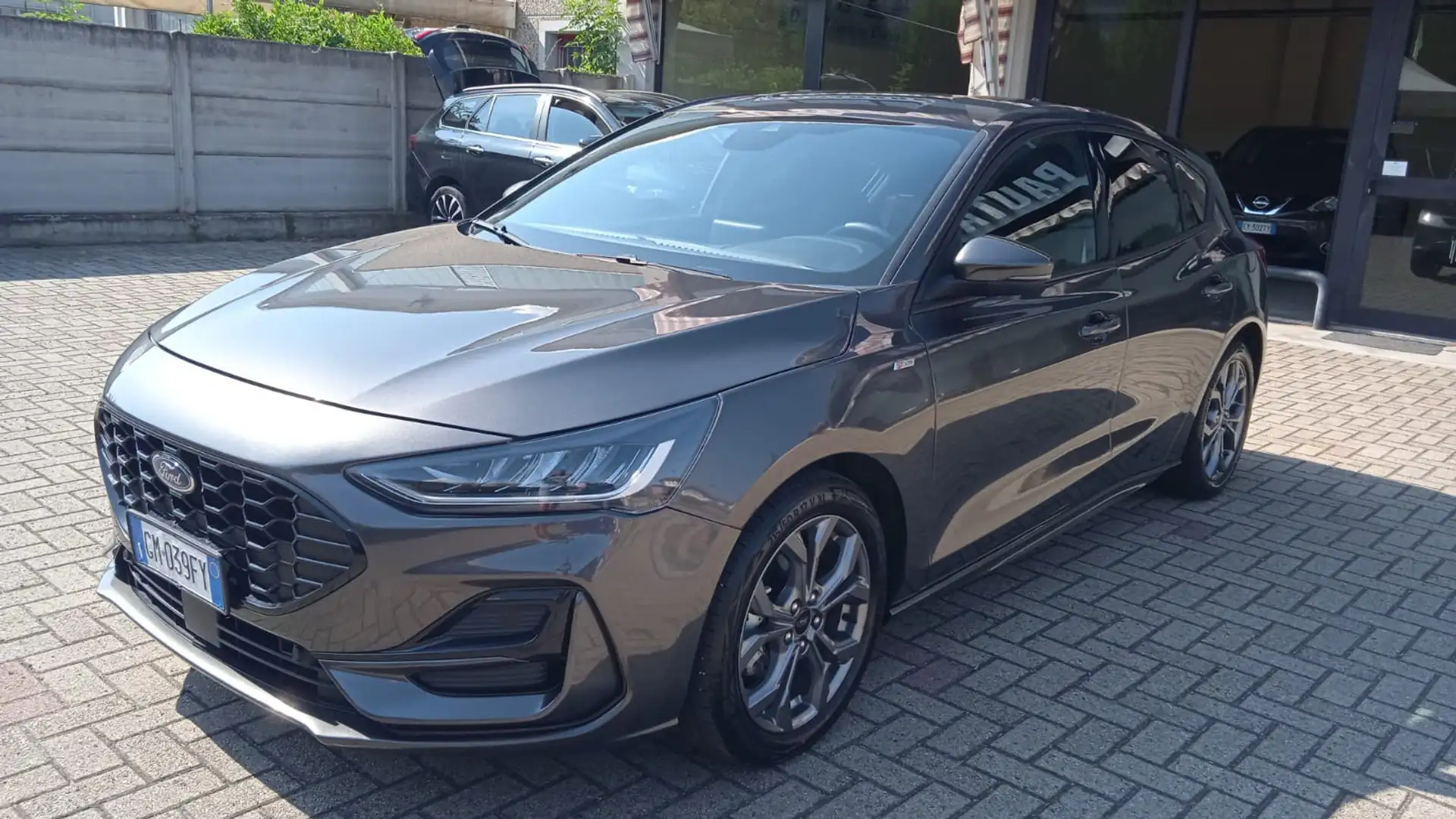 Ford Focus Focus V 2022 1.0 ecoboost h ST-Line Design 125cv Grigio - 1