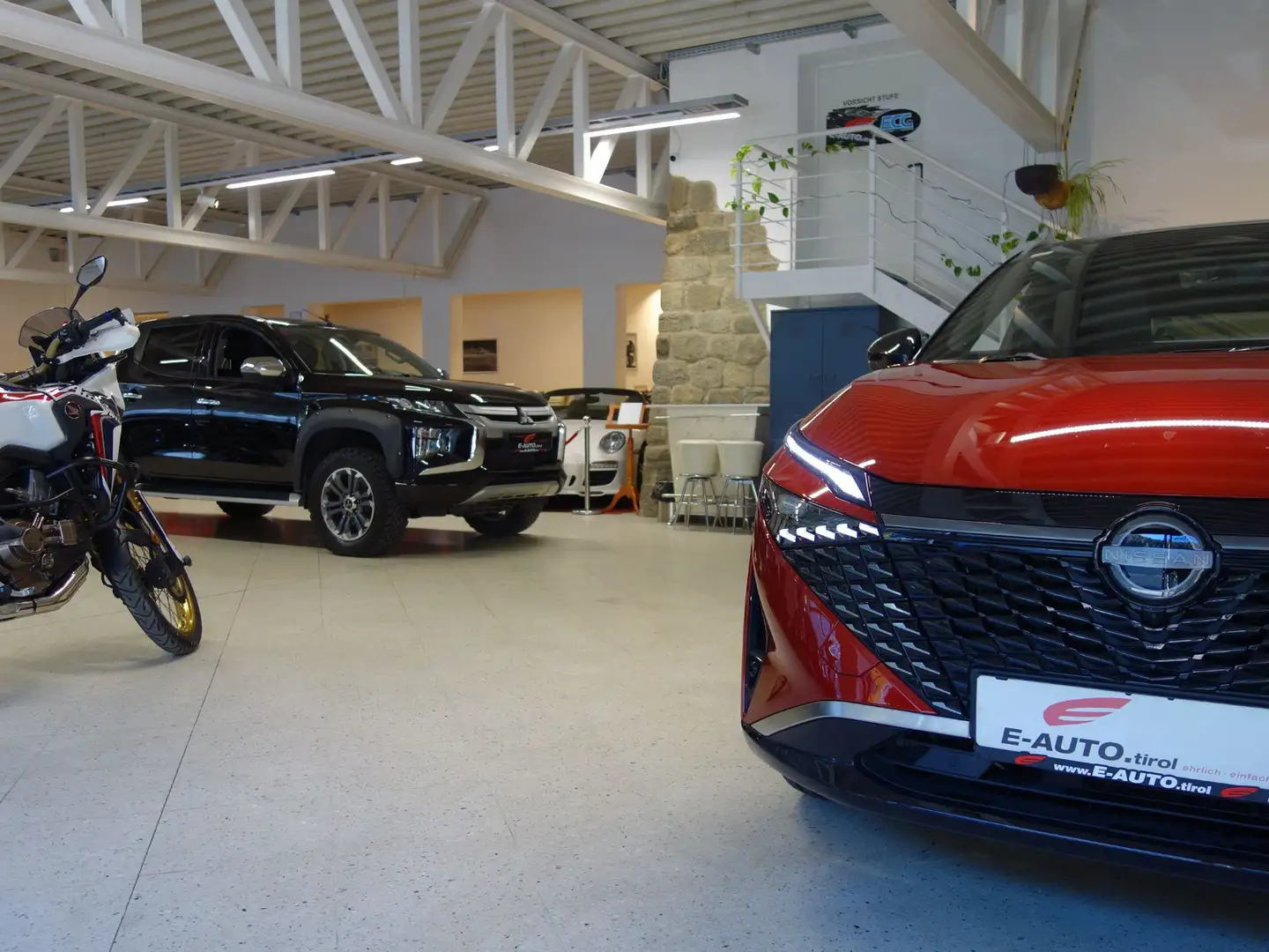 Nissan Qashqai 1,3 DIG-T MHEV 4x4 Tekna+ Aut. *VOLLAUSSTATTUNG * Rot - 2