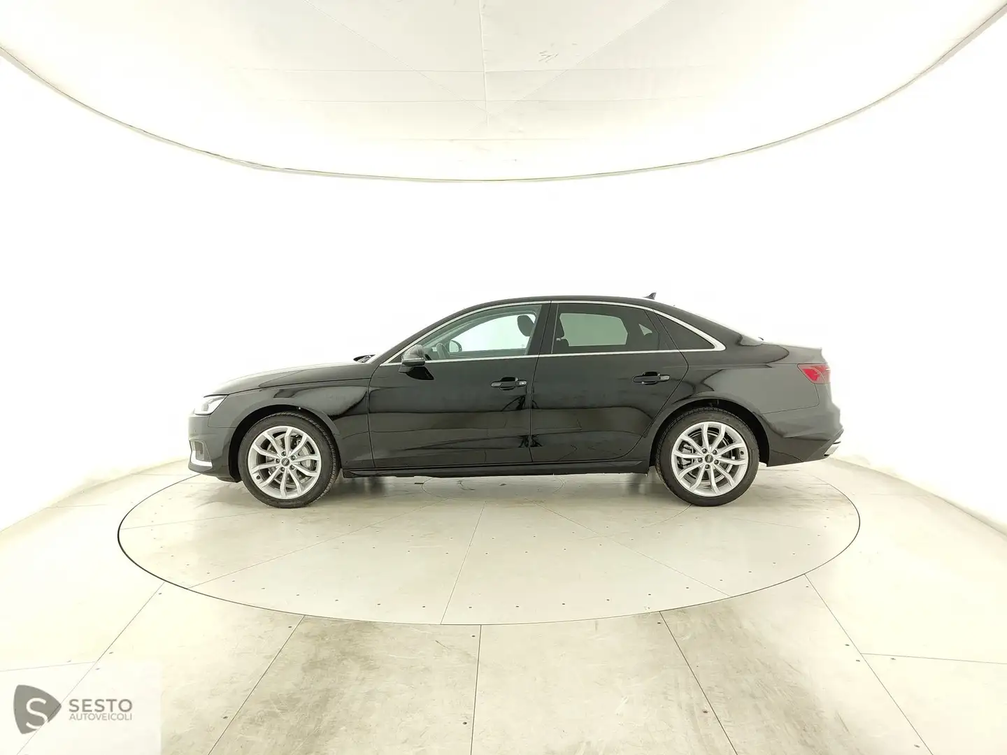 Audi A4 Ber TDI2.0 4L150 A7 Чорний - 2