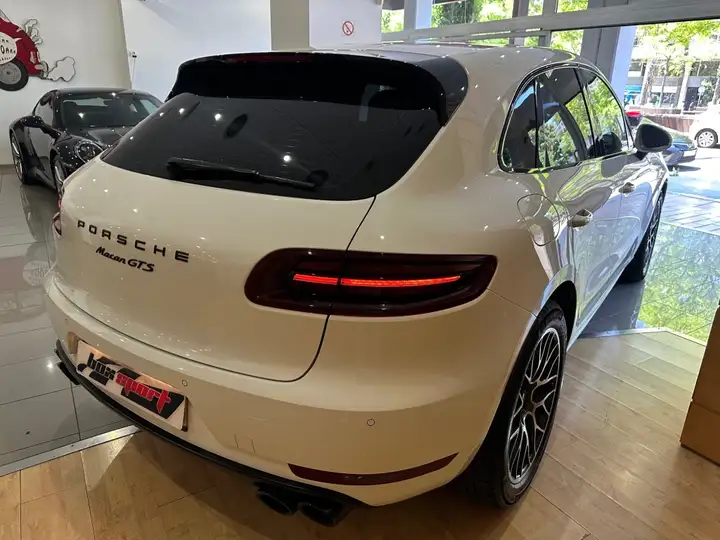 Porsche Macan GTS 2017, foto 4