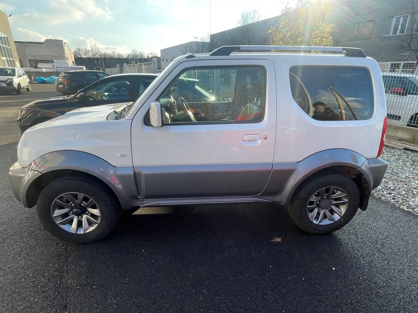 Suzuki Jimny Jimny 1.3 vvt Evolution+ 4wd E6 Bianco - 1