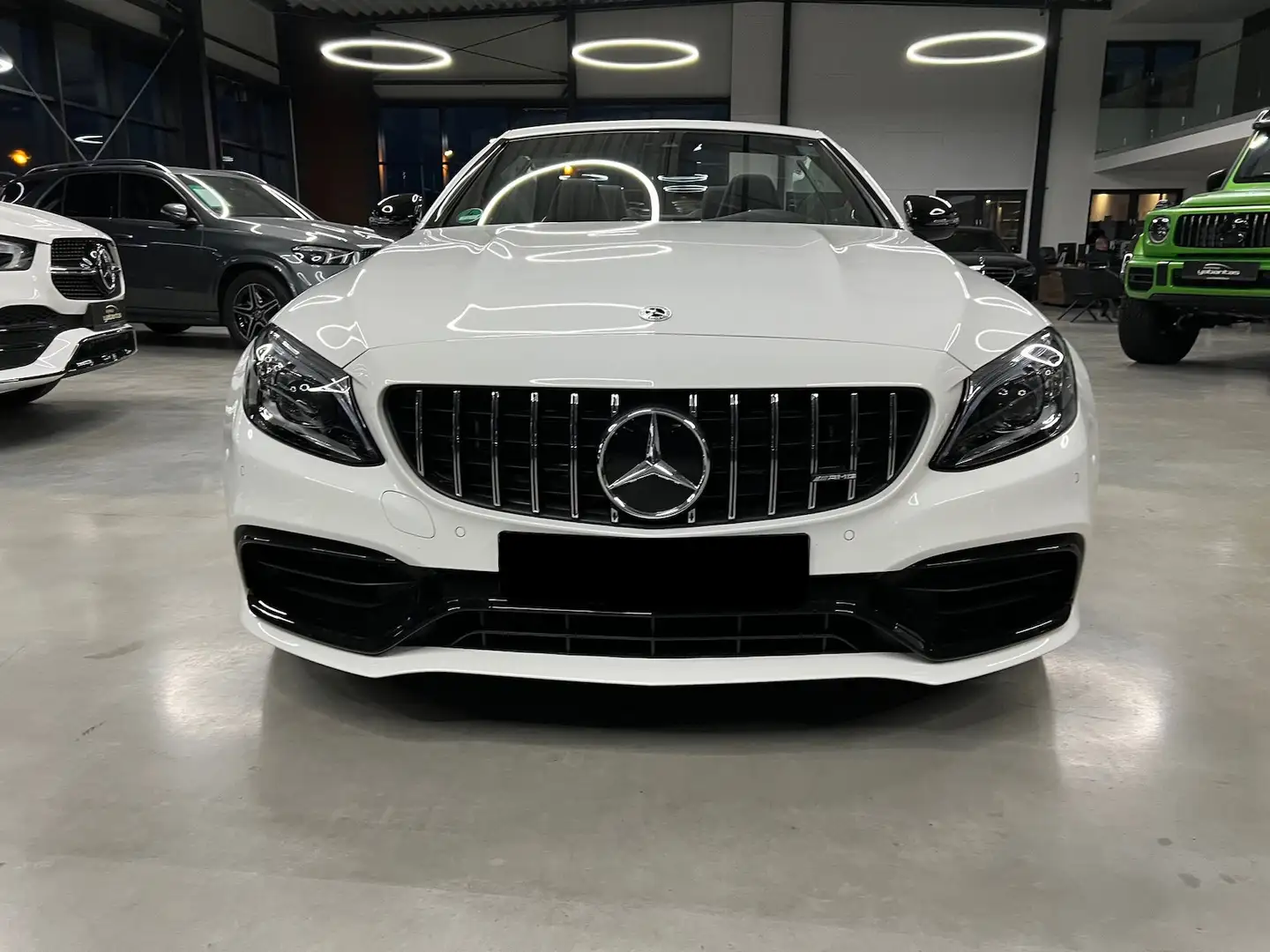 Mercedes-Benz C 63 AMG s Cabrio Carbon Night Perf. Sitz. Packg. Weiß - 2