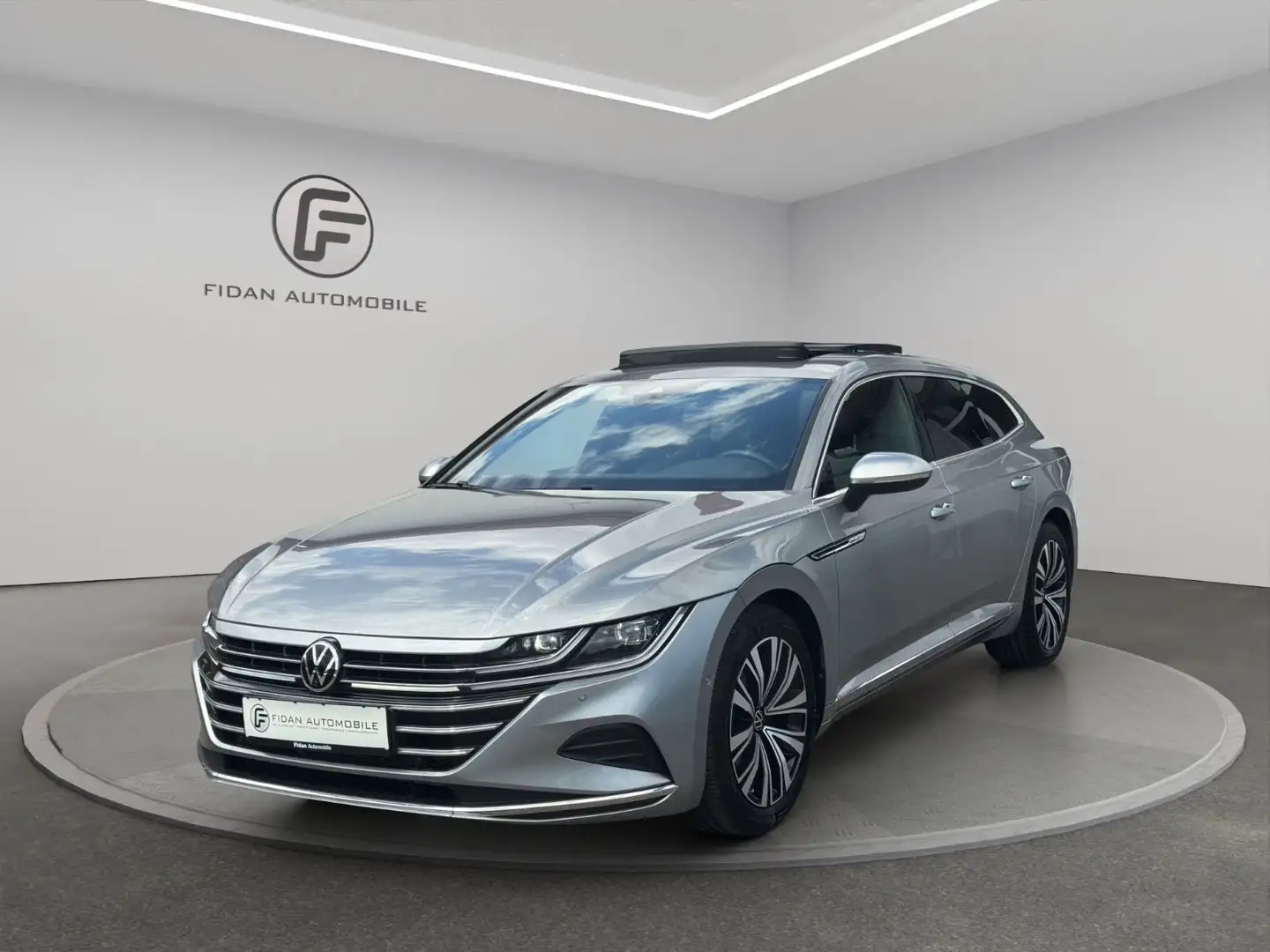 Volkswagen Arteon SB Elegance*Virtual*Pano*Matrix*360*H&K* Silber - 1