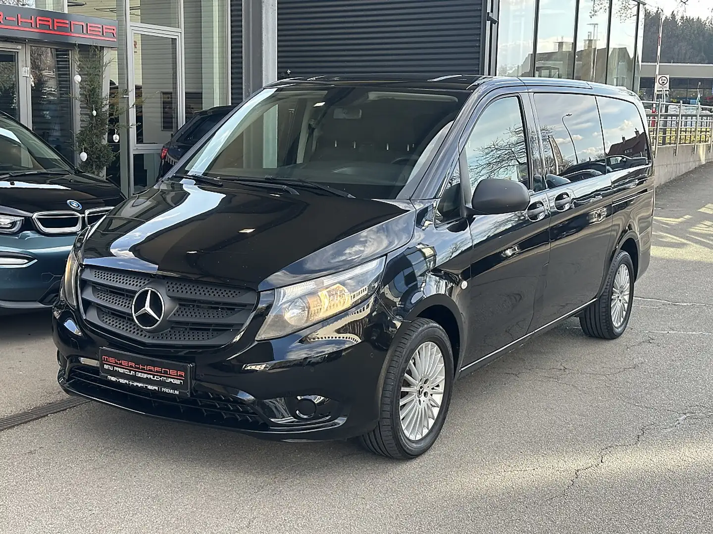 Mercedes-Benz Vito Tourer Pro 114 CDI lang Aut. B2B OHNE GEWÄHRLEI... Schwarz - 1