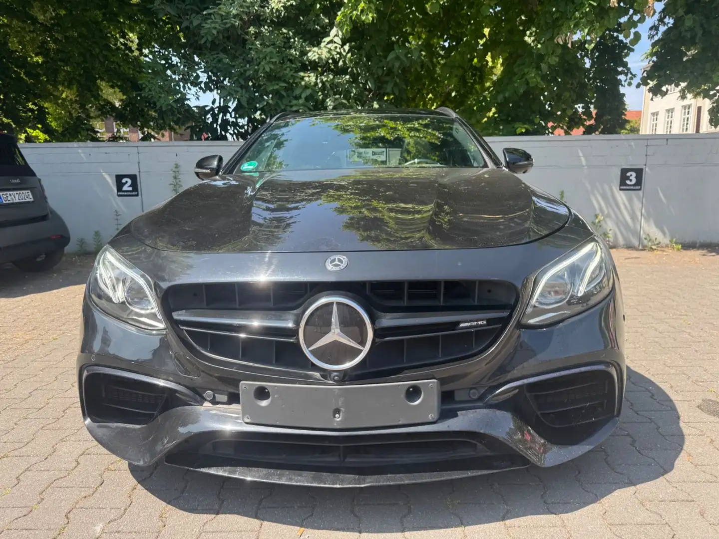 Mercedes-Benz E 63 AMG E 63 S AMG T 4M+ Night Pano DTR Brumester Memory Schwarz - 2