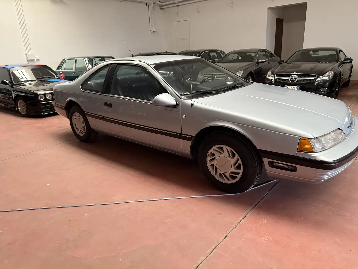 Ford Thunderbird LX U9 - 2