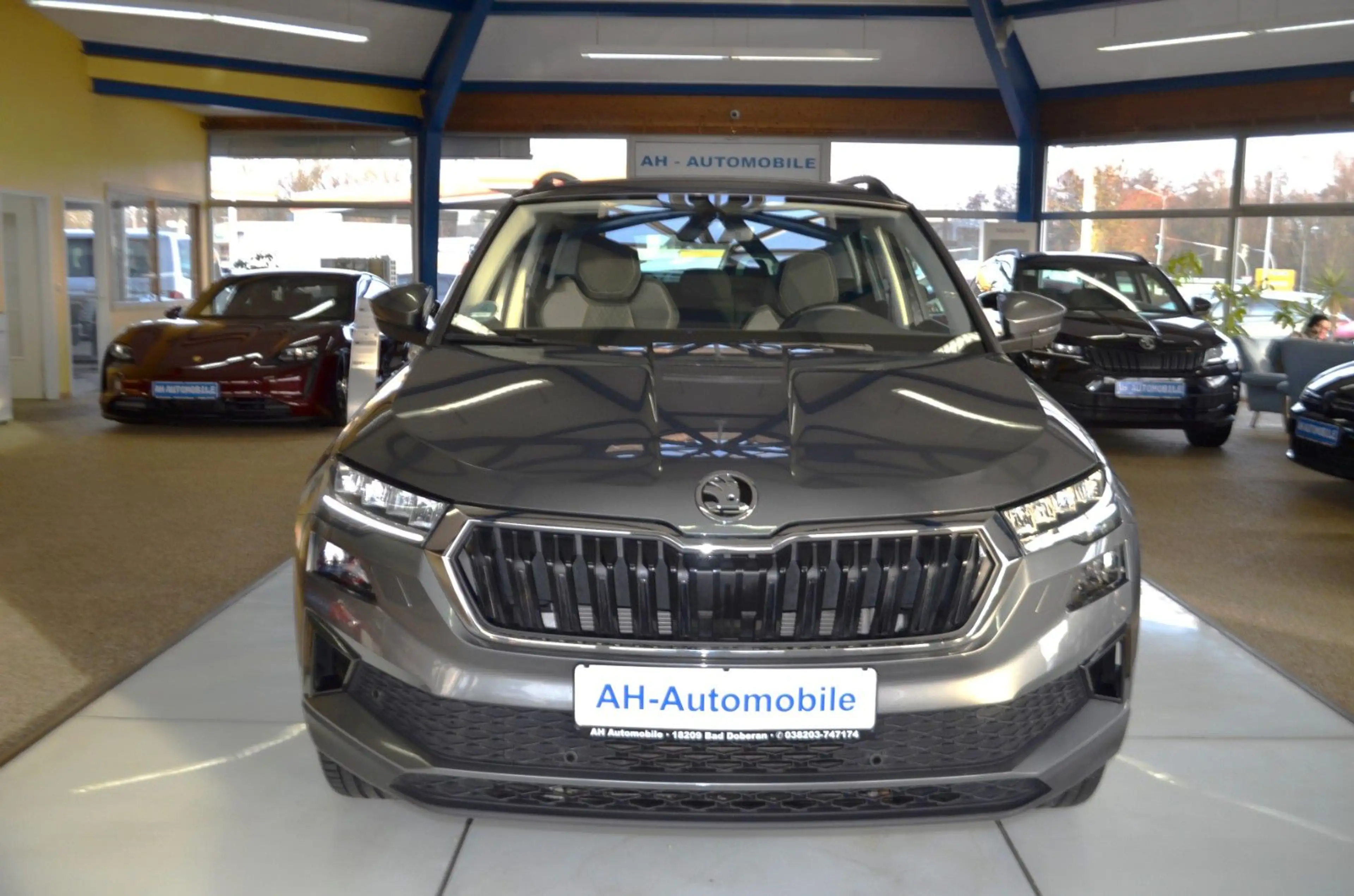 Skoda Karoq Style NAVIGATION / KLIMAAUTO./ MWST / PDC — photo 5