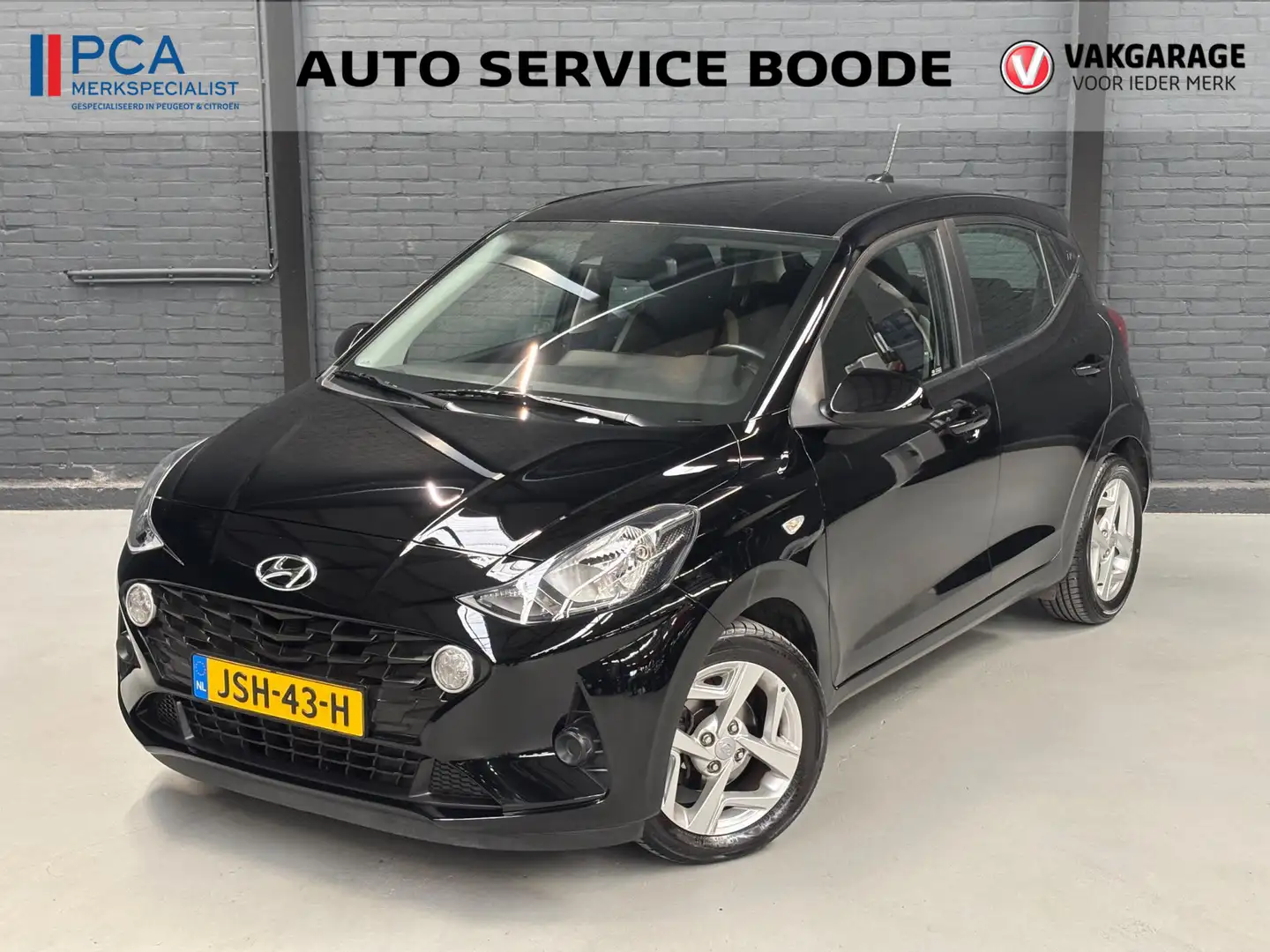 Hyundai i10 5-deurs 1.0 automaat - stoel + stuurverwarming - A Schwarz - 1