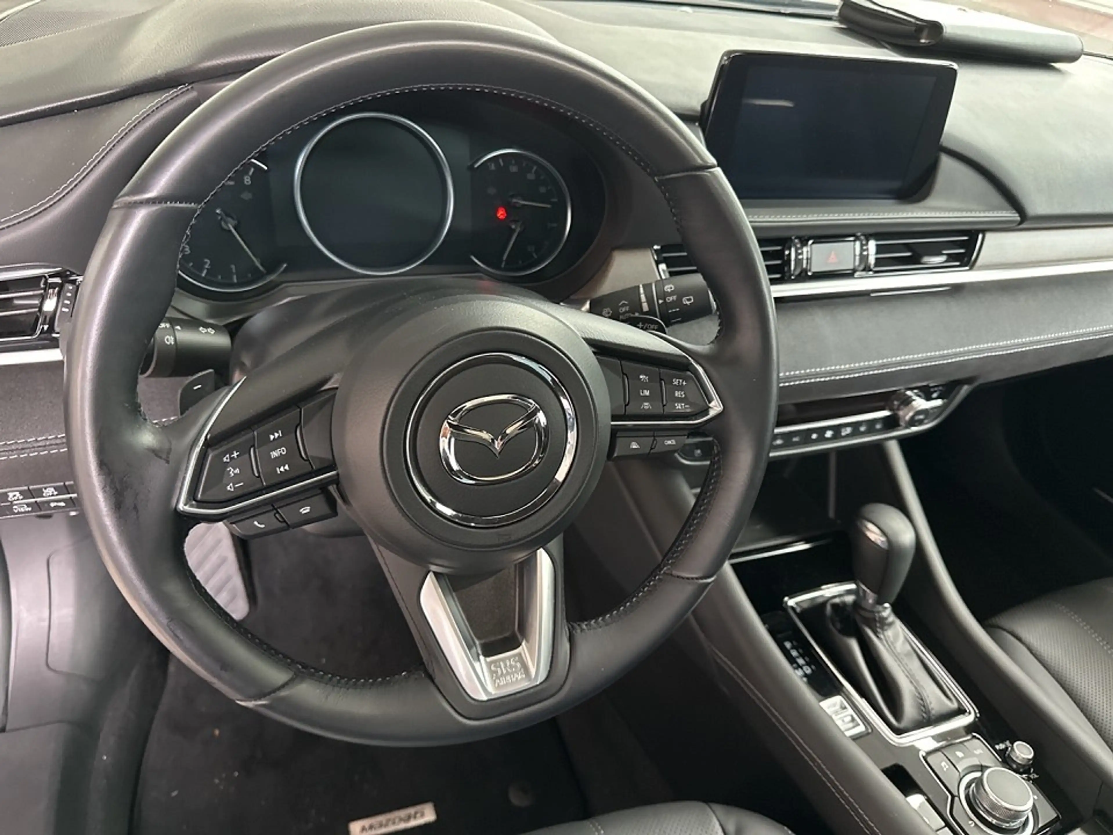 Mazda 6 2.5 SKYACTIV TAKUMI / Schiebedach — photo 11