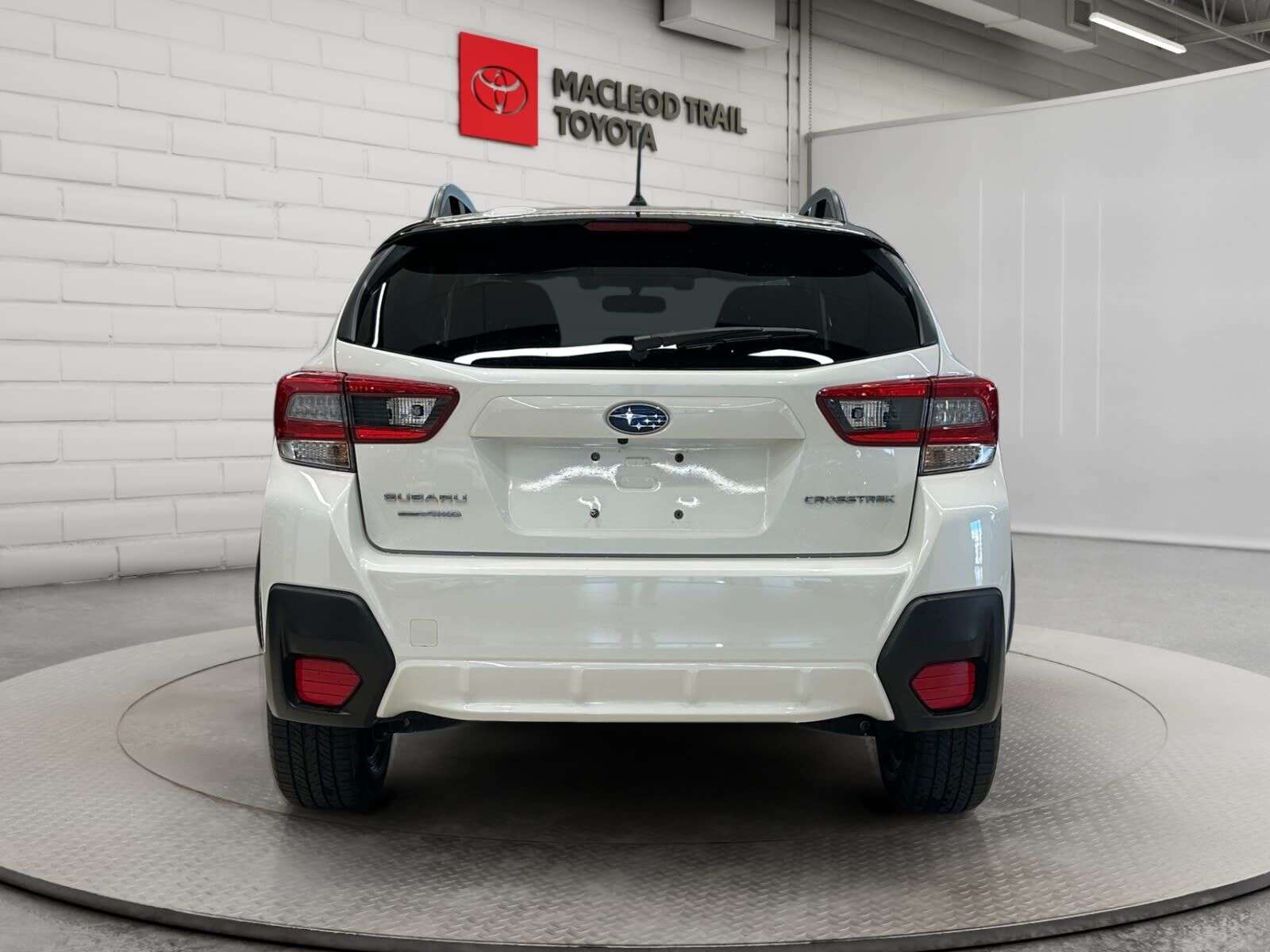 2023 Subaru Crosstrek One Owner, No Accidents, LOW KMs, AWD, EyeSight, X — снимка 1