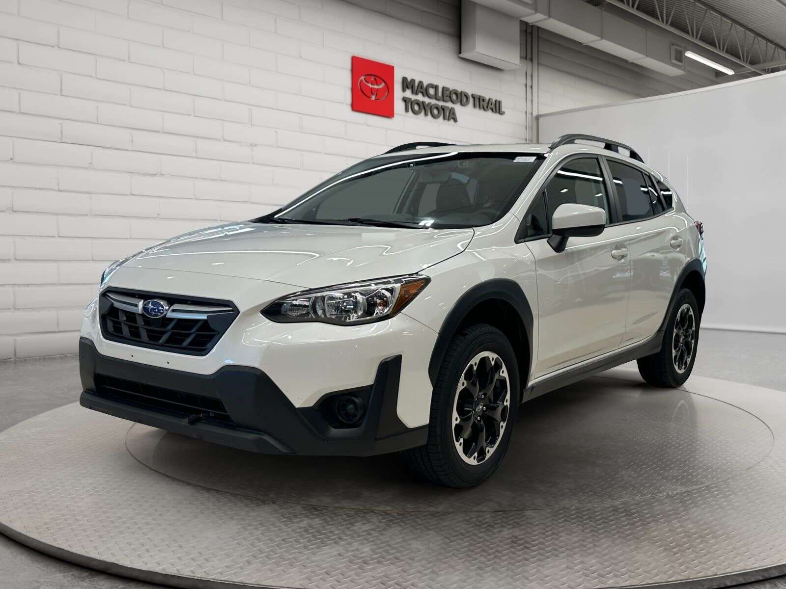 2023 Subaru Crosstrek One Owner, No Accidents, LOW KMs, AWD, EyeSight, X