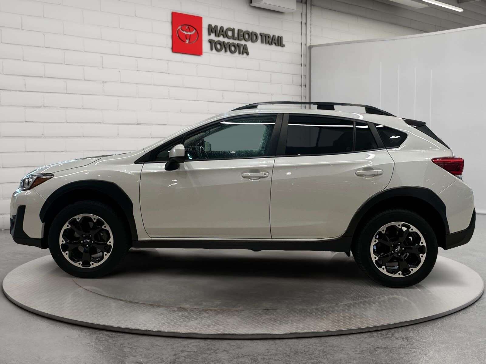 2023 Subaru Crosstrek One Owner, No Accidents, LOW KMs, AWD, EyeSight, X — снимка 1