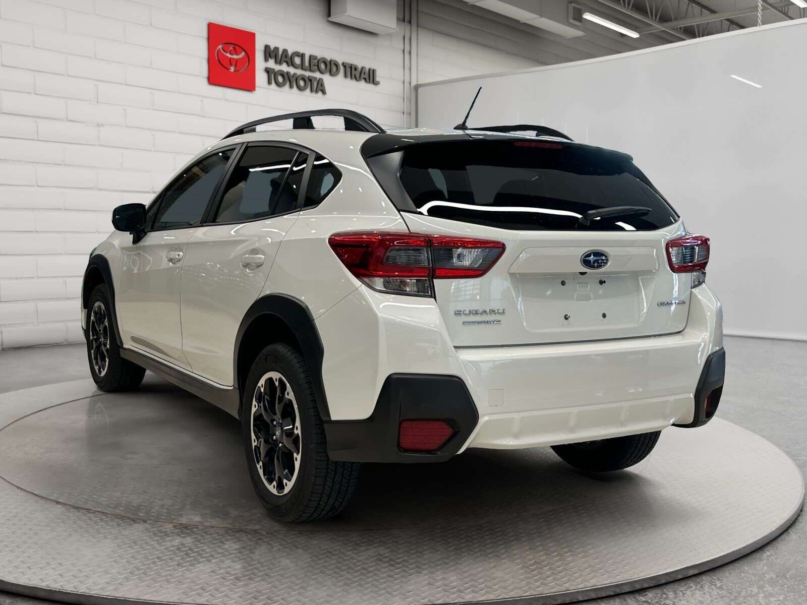 2023 Subaru Crosstrek One Owner, No Accidents, LOW KMs, AWD, EyeSight, X — снимка 1