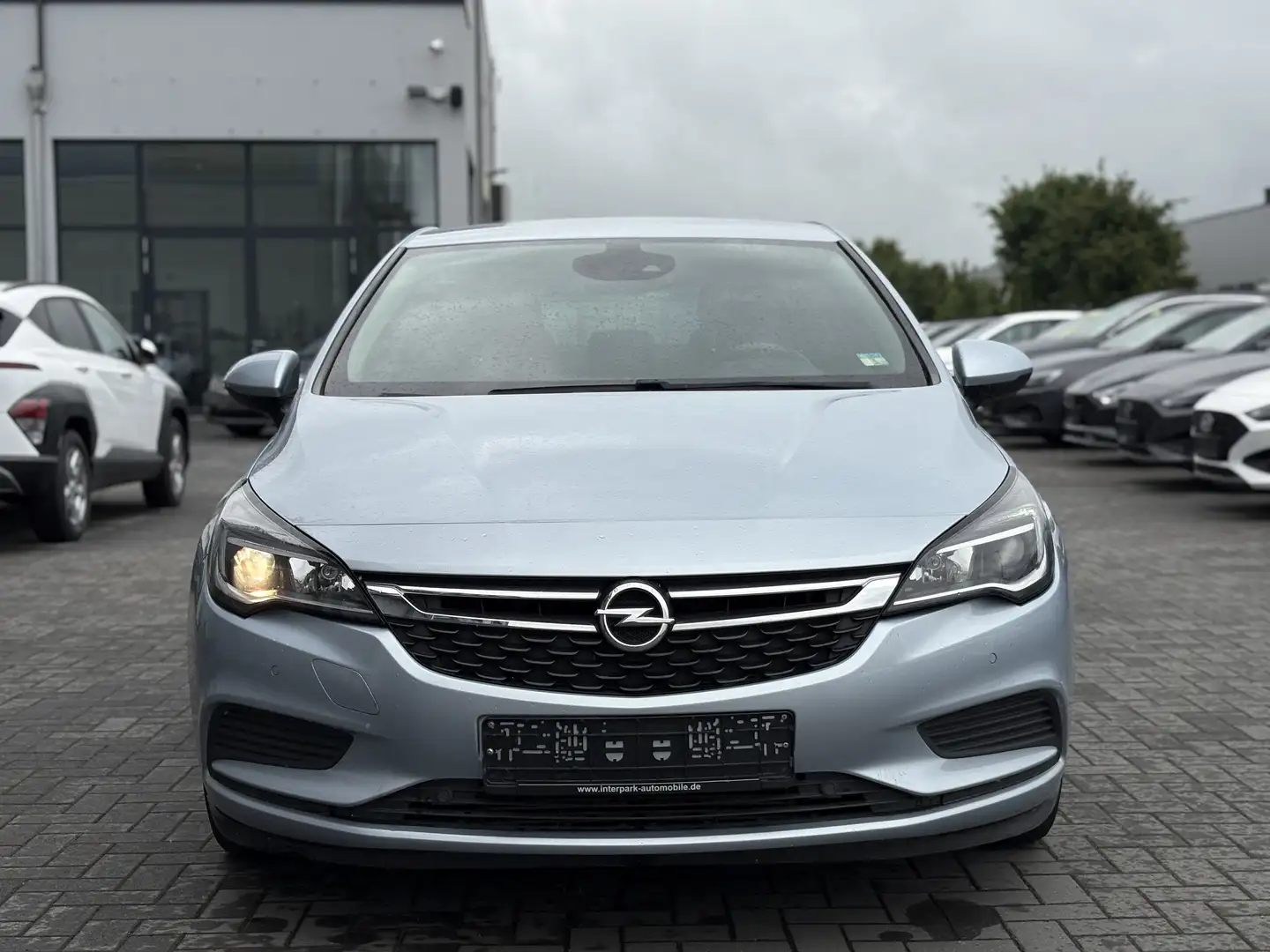 Opel Astra 1.6 CDTI Edition WINTER SPUR NAVI TEMPO Blau - 2