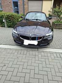 2.0i sDrive18i
