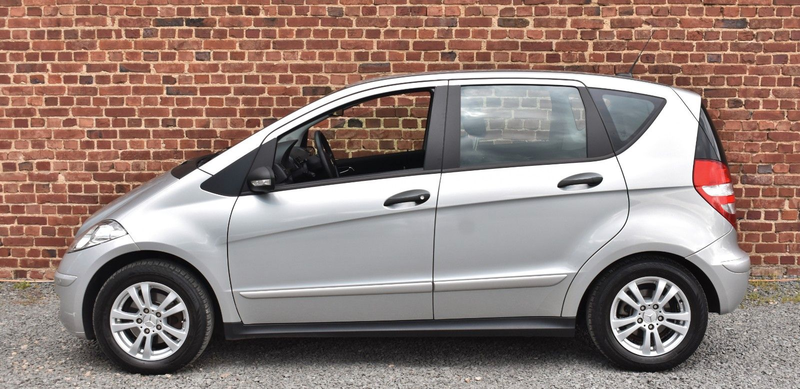 Mercedes-Benz A 150 AUTOMATIK TEMPOMAT KLIMA PDC ALU SITZHEIZ — photo 8